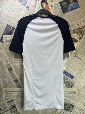 Asos® XS | Chest: 17" | White | Gym T-Shirt | Poly - Elastane | 4094 - Genuine Maal
