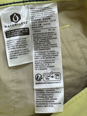 L*vi's® Waist: 30" | Chino Shorts | Cotton - Elastane | 1569 - Genuine Maal