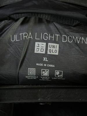 Uniqlo® Large | Chest: 23.5" | Black | Sleeveless Puffer Jacket | Duck Down/Feather Filling | 1975 - Genuine Maal