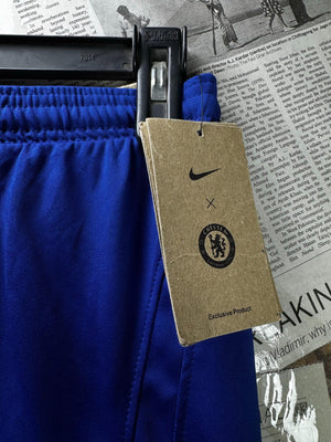 N*ke® Waist: 30" to 32" | Chelsea FC | Sports Shorts | Polyester | M5 - 2791 - Genuine Maal