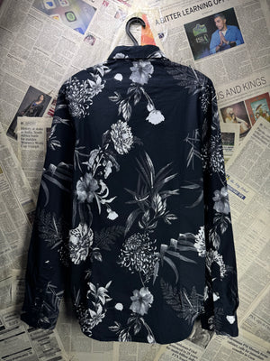 Outrage® Small | Chest: 20.5" | Floral | Shirt | Cotton - Elastane | 4761 - Genuine Maal