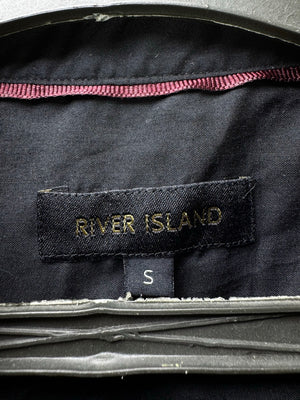 River Island® Small | Chest: 19" | Shirt | 4569 - Genuine Maal