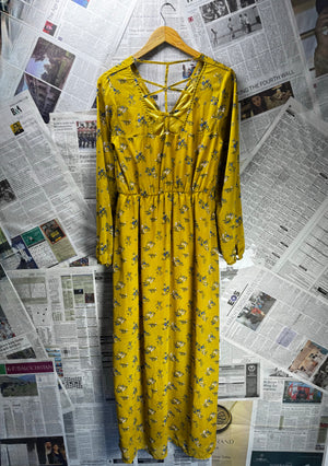 Boohoo® Medium | Bust: 18.5" | Ditsy Floral | Maxi Dress | B3 - 5024 - Genuine Maal