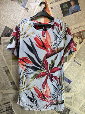 Closure® Small | Chest: 19.5" | Floral | T-Shirt | Poly | 4046 - Genuine Maal