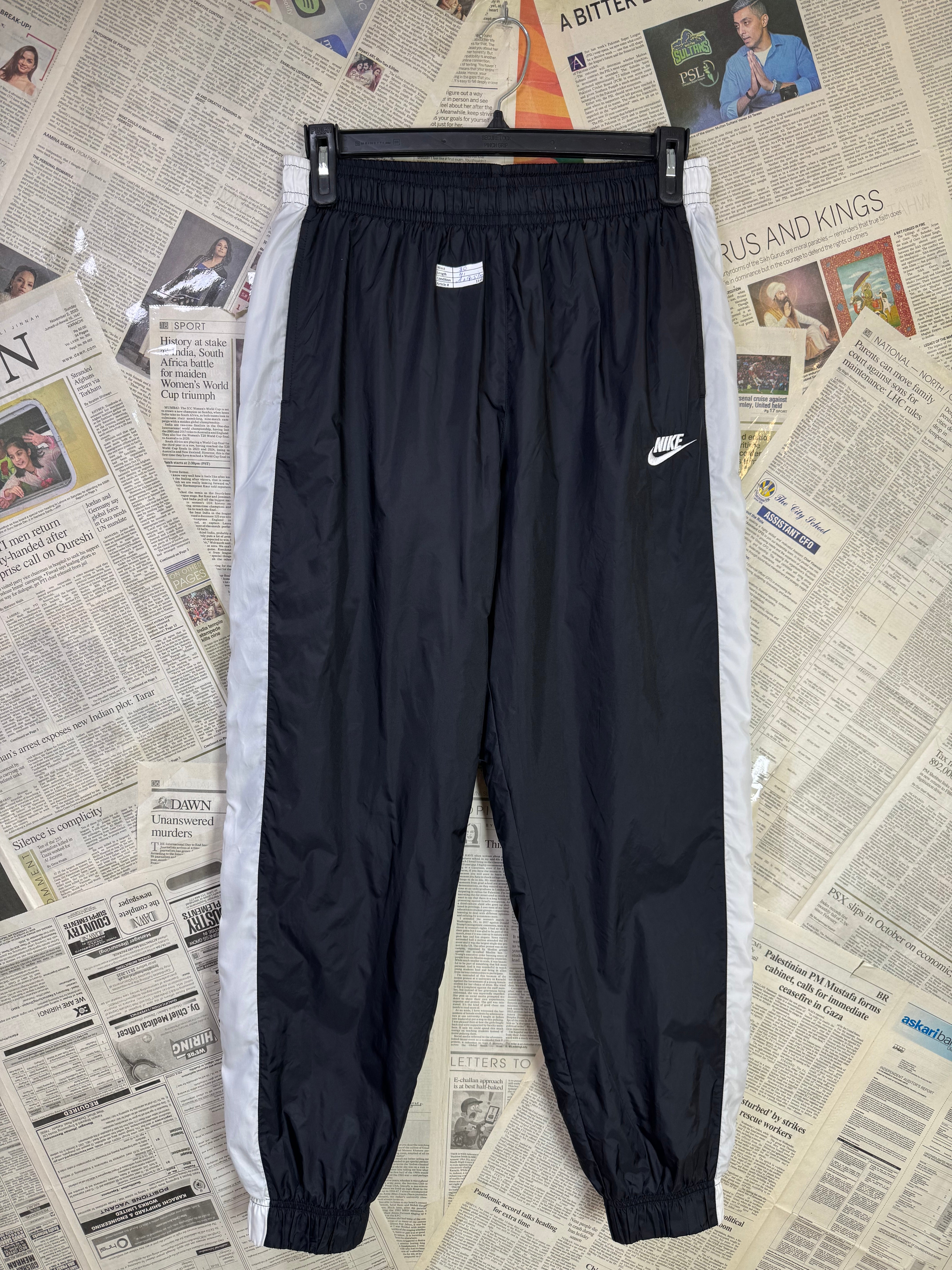 N*ke® Waist: 30" | Black | Trouser | Inner: Mesh | 1143 - Genuine Maal