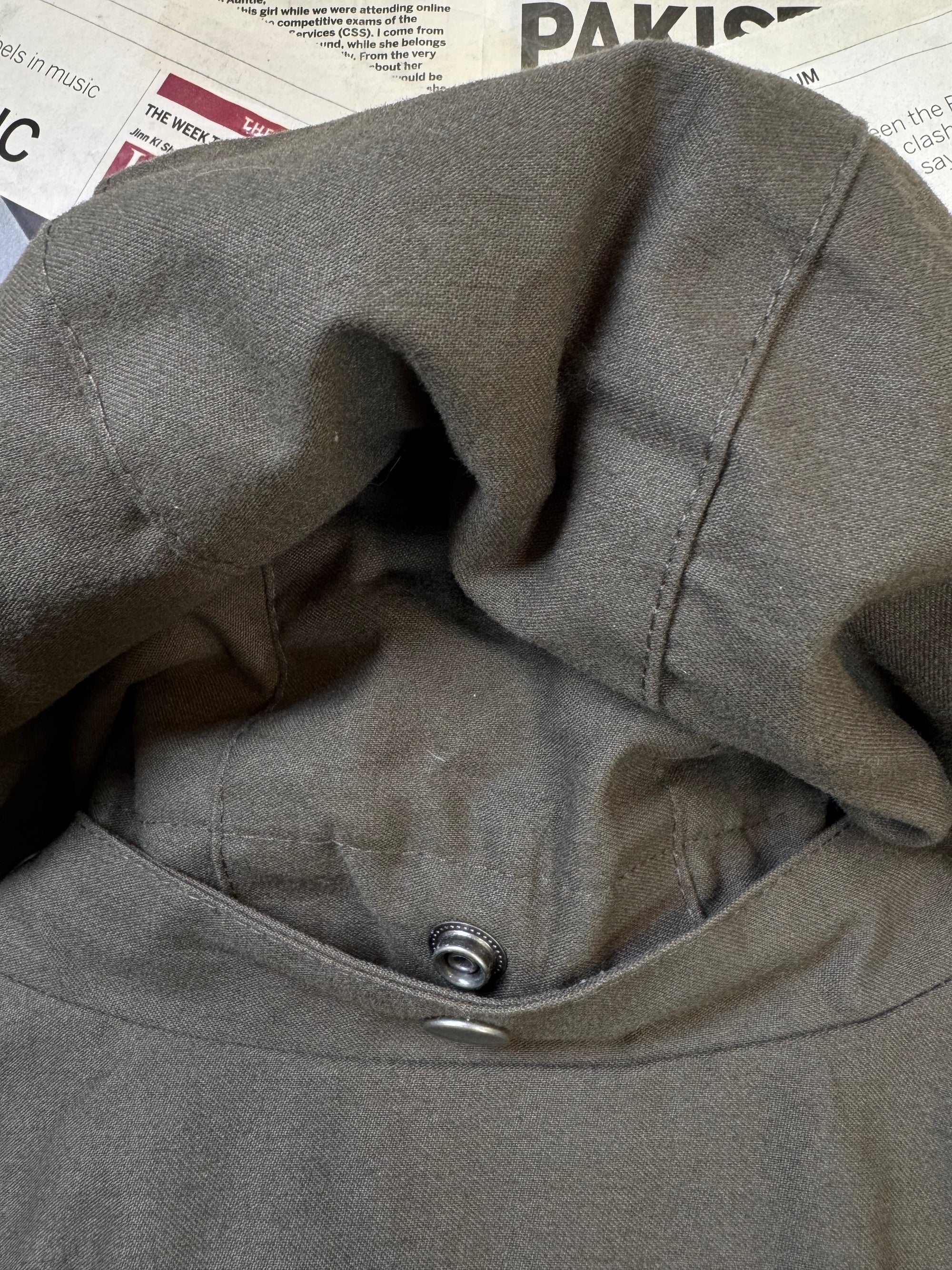 Vintage Carhartt® Large | Chest: 23.5" | Dark Olive | Hickman Jacket | Cotton - Poly | 3407 - Genuine Maal