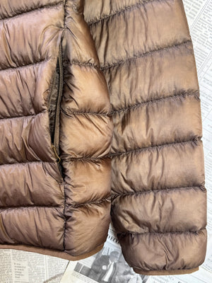 Uniqlo® Medium | Chest: 22.5" | Cider Wood | Puffer Jacket with Hoodie | Filling: Duck Down/Feather | 3422 - Genuine Maal