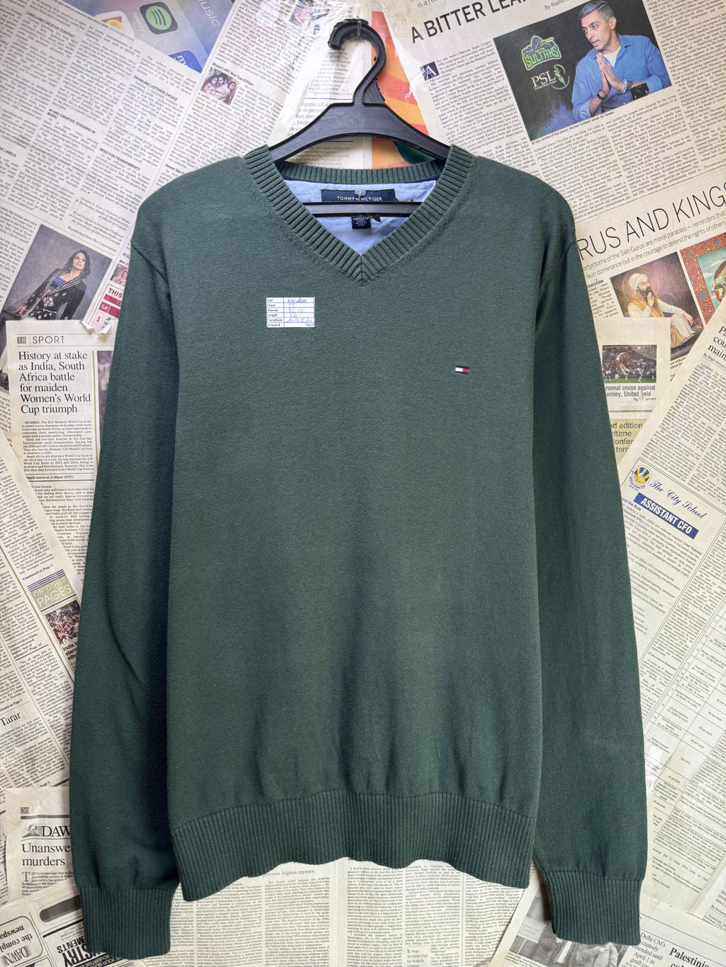 T*mmy Hilfiger® Medium | Chest: 22" | Dark Olive | Knit Sweater | Cotton | 3427 - Genuine Maal