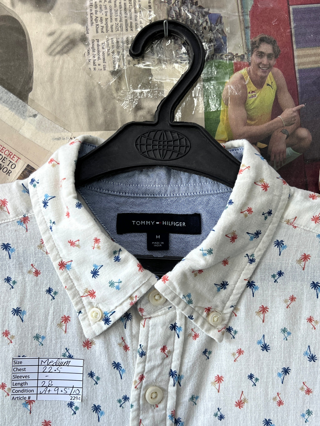 Tommy Hilfig*r® Medium | Chest 22.5 | Floral in Linen Blend | 2294 - Genuine Maal