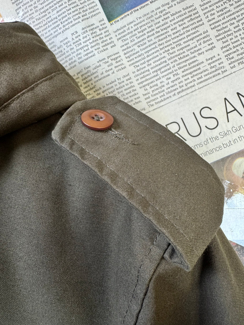 Vintage Carhartt® Large | Chest: 23.5" | Dark Olive | Hickman Jacket | Cotton - Poly | 3407 - Genuine Maal