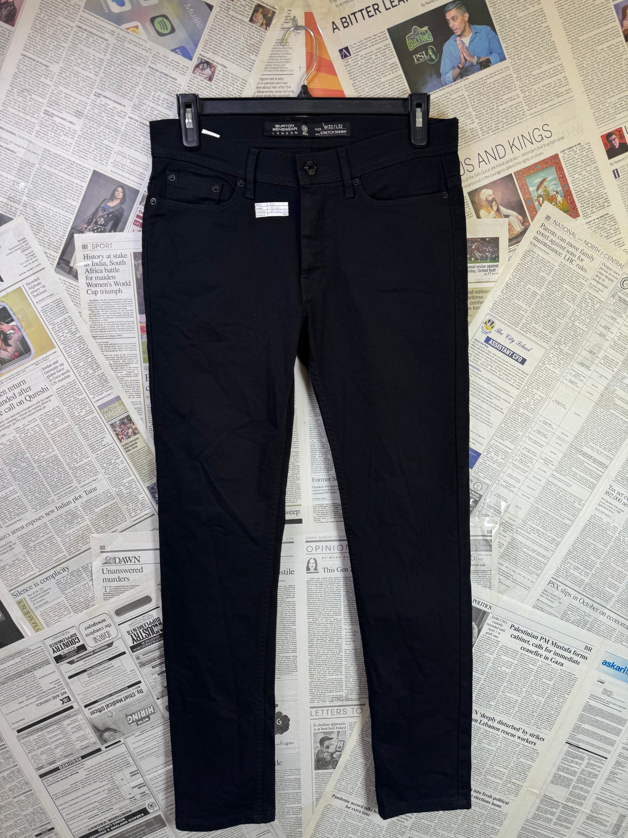 Burton® Waist: 32" | Black | Denim Pant | Fit: Stretch Skinny | 2887 - Genuine Maal