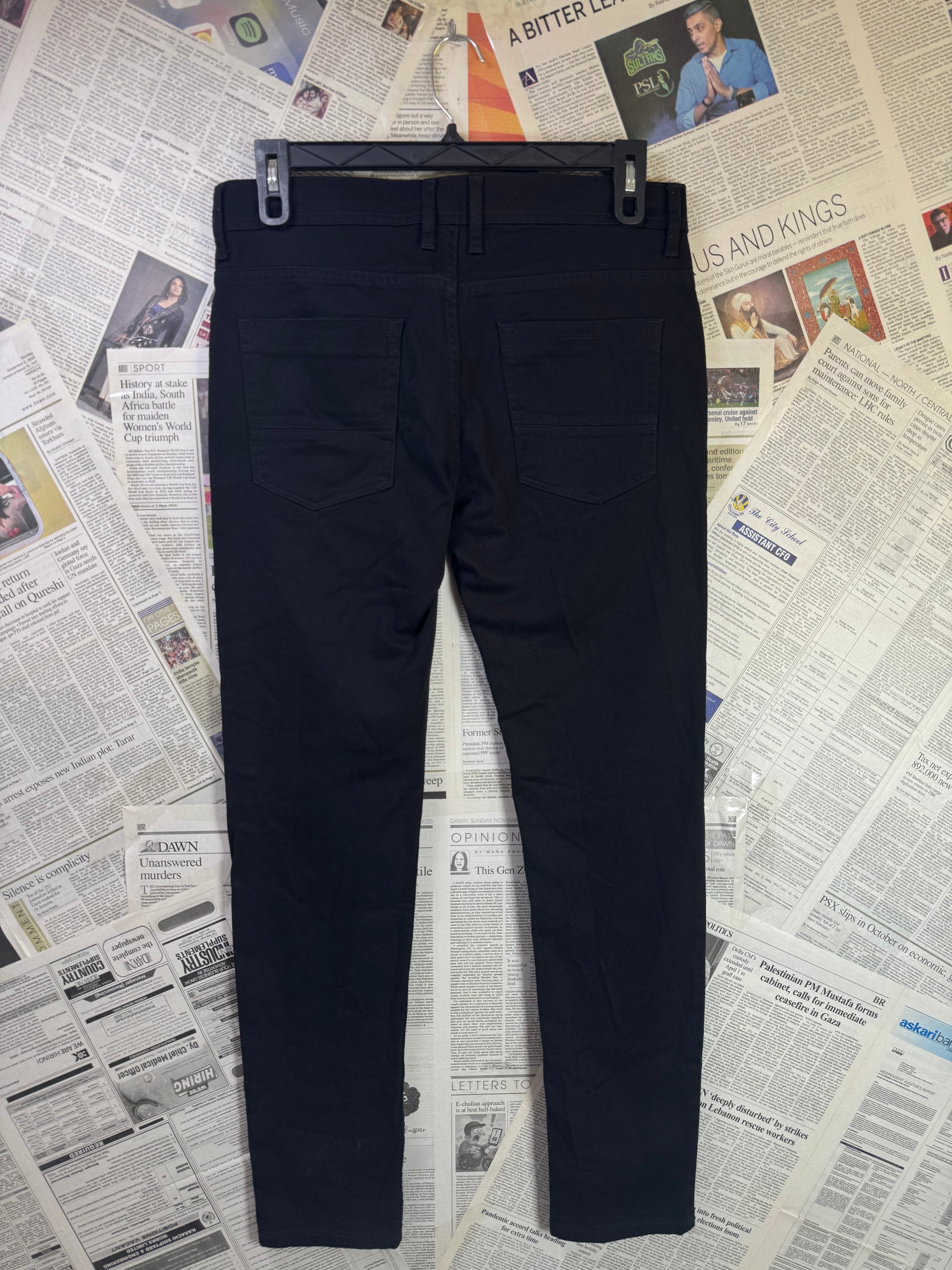 Burton® Waist: 32" | Black | Denim Pant | Fit: Stretch Skinny | 2887 - Genuine Maal