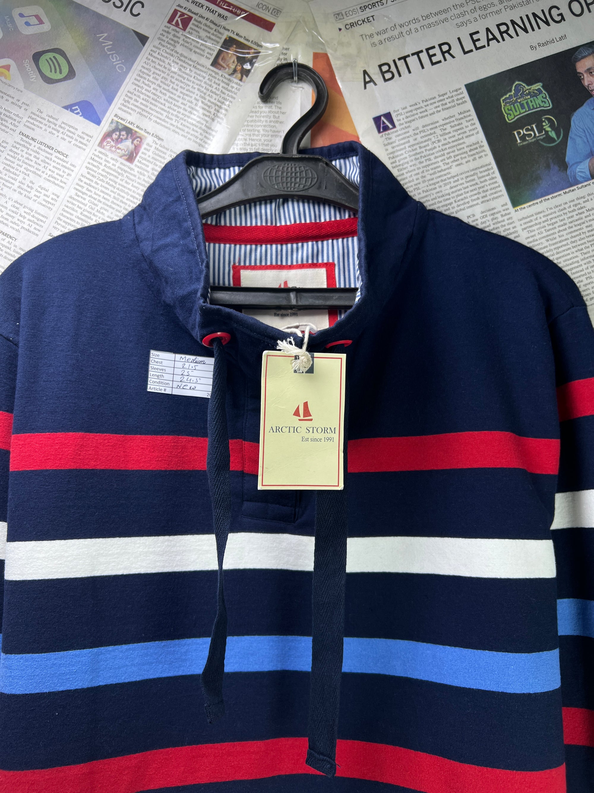 Arctic Storm® Medium | Chest 21.5 | Blue & Red | Mock Neck Pullover | Cotton - Elastane | 2085 - Genuine Maal