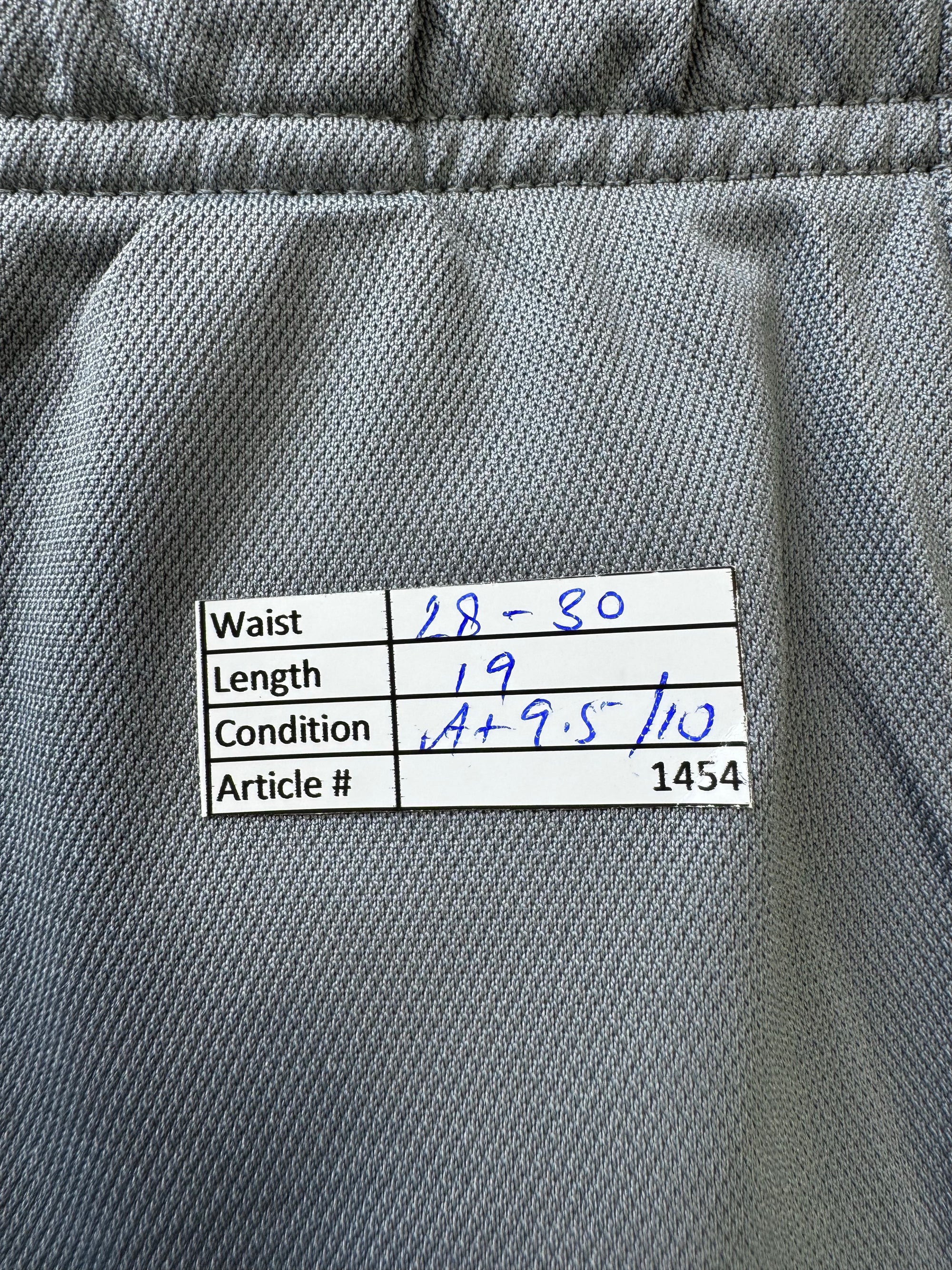 N*ke® Waist: 28" to 30" | Grey | Sports Shorts | Poly | 1454 - Genuine Maal