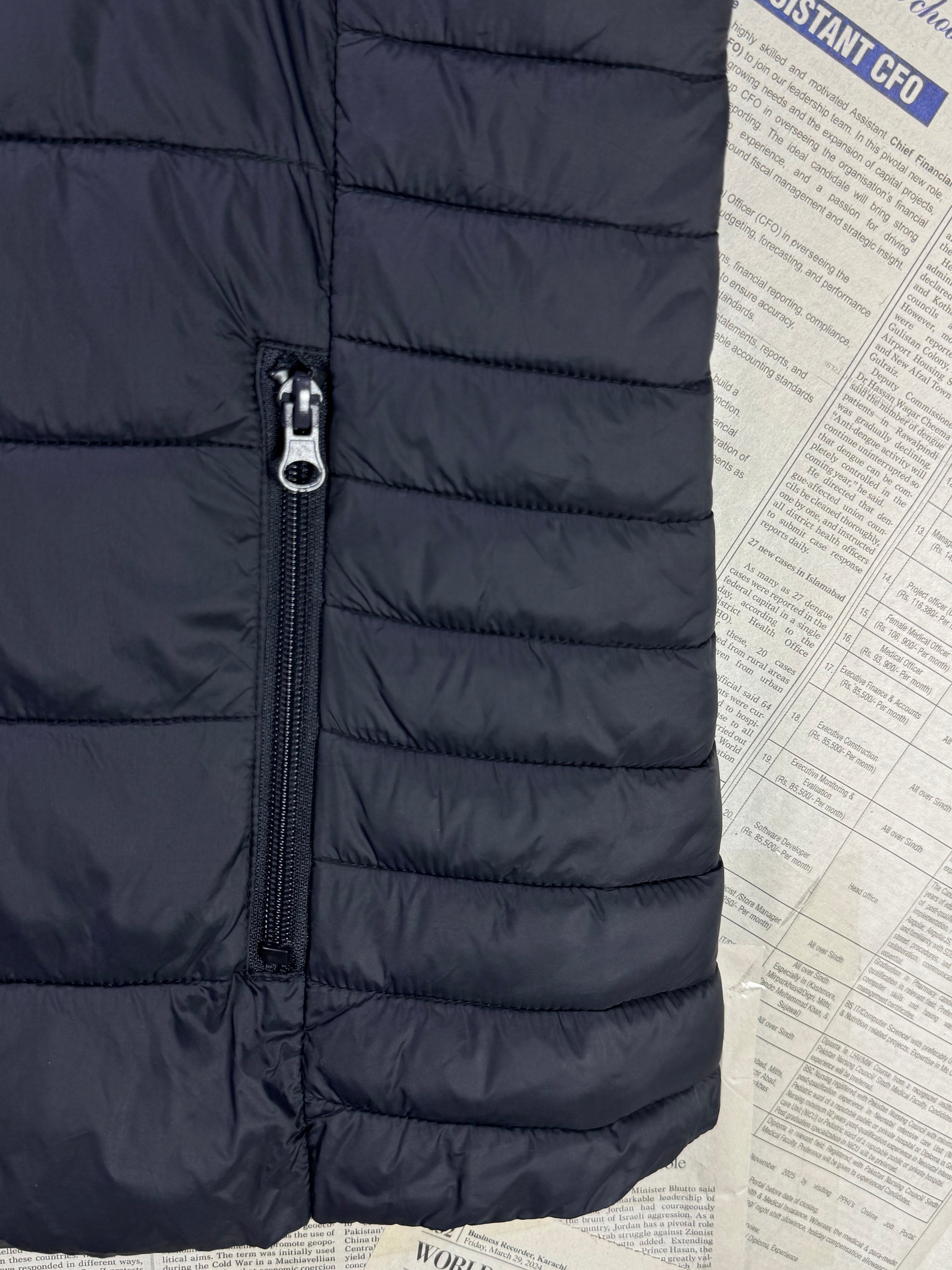 Target® Medium | Chest: 21.5" | Black | Sleeveless Puffer Jacket | Filling: Polyester | 2177 - Genuine Maal