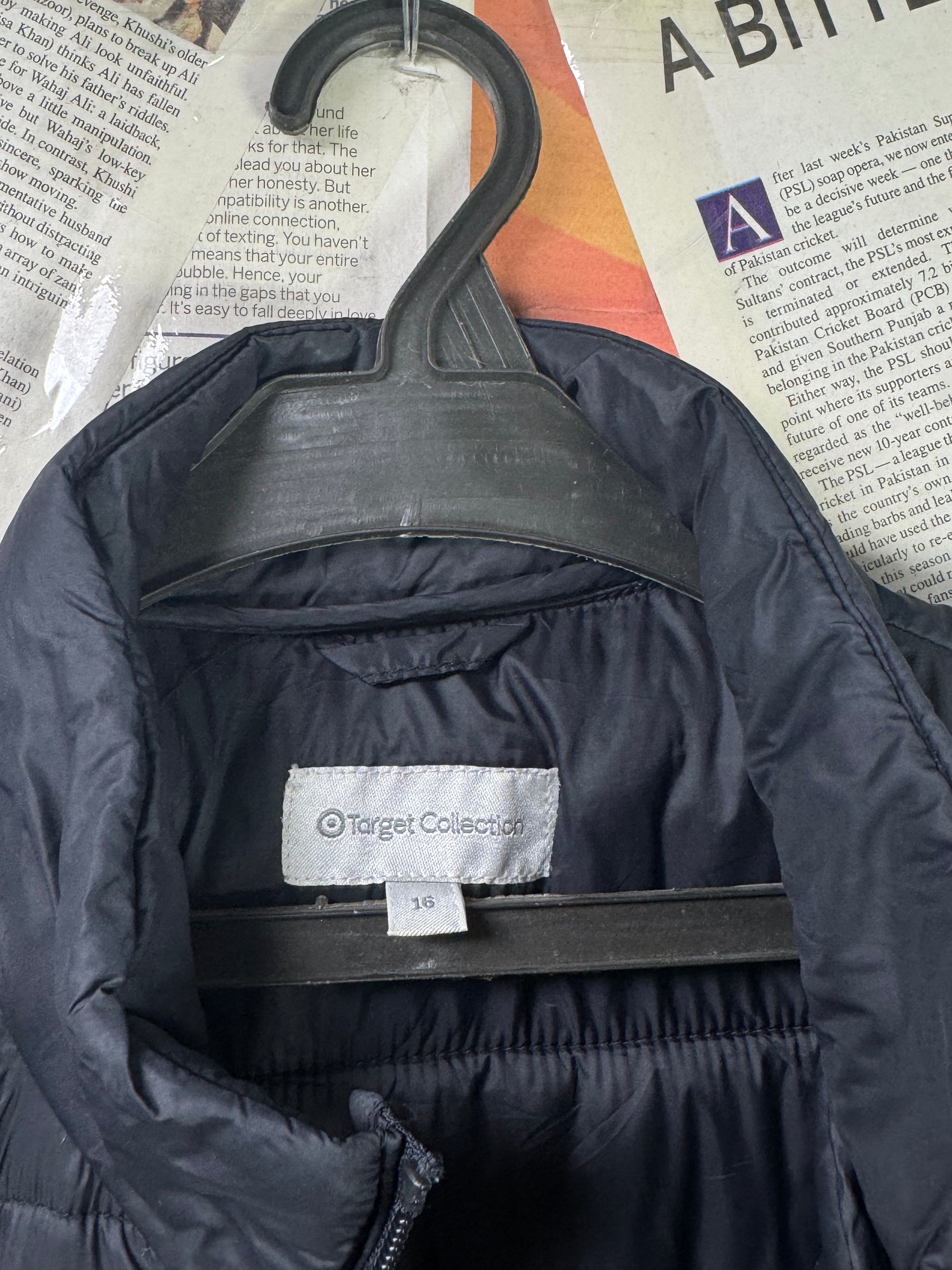 Target® Medium | Chest: 21.5" | Black | Sleeveless Puffer Jacket | Filling: Polyester | 2177 - Genuine Maal