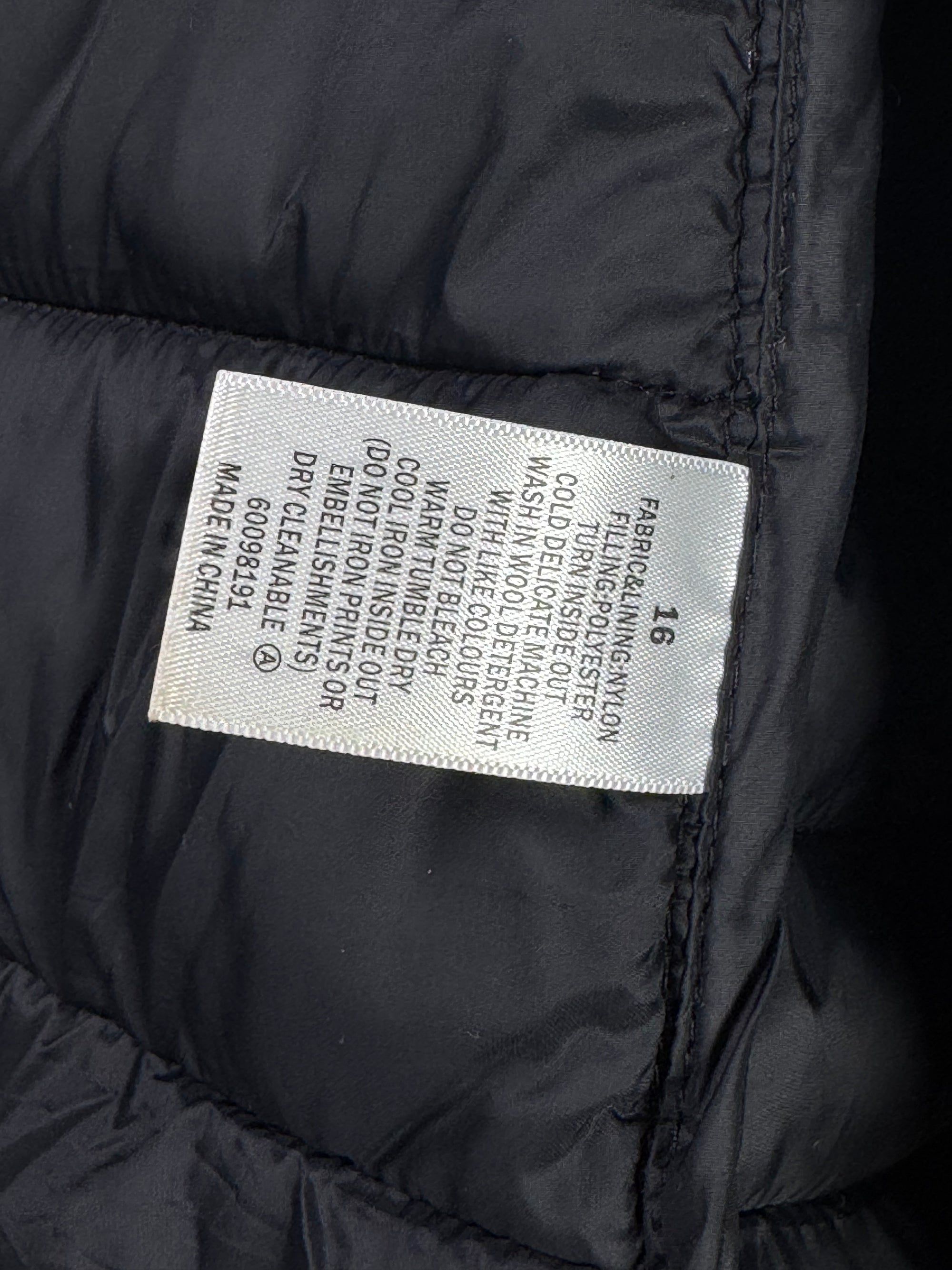 Target® Medium | Chest: 21.5" | Black | Sleeveless Puffer Jacket | Filling: Polyester | 2177 - Genuine Maal