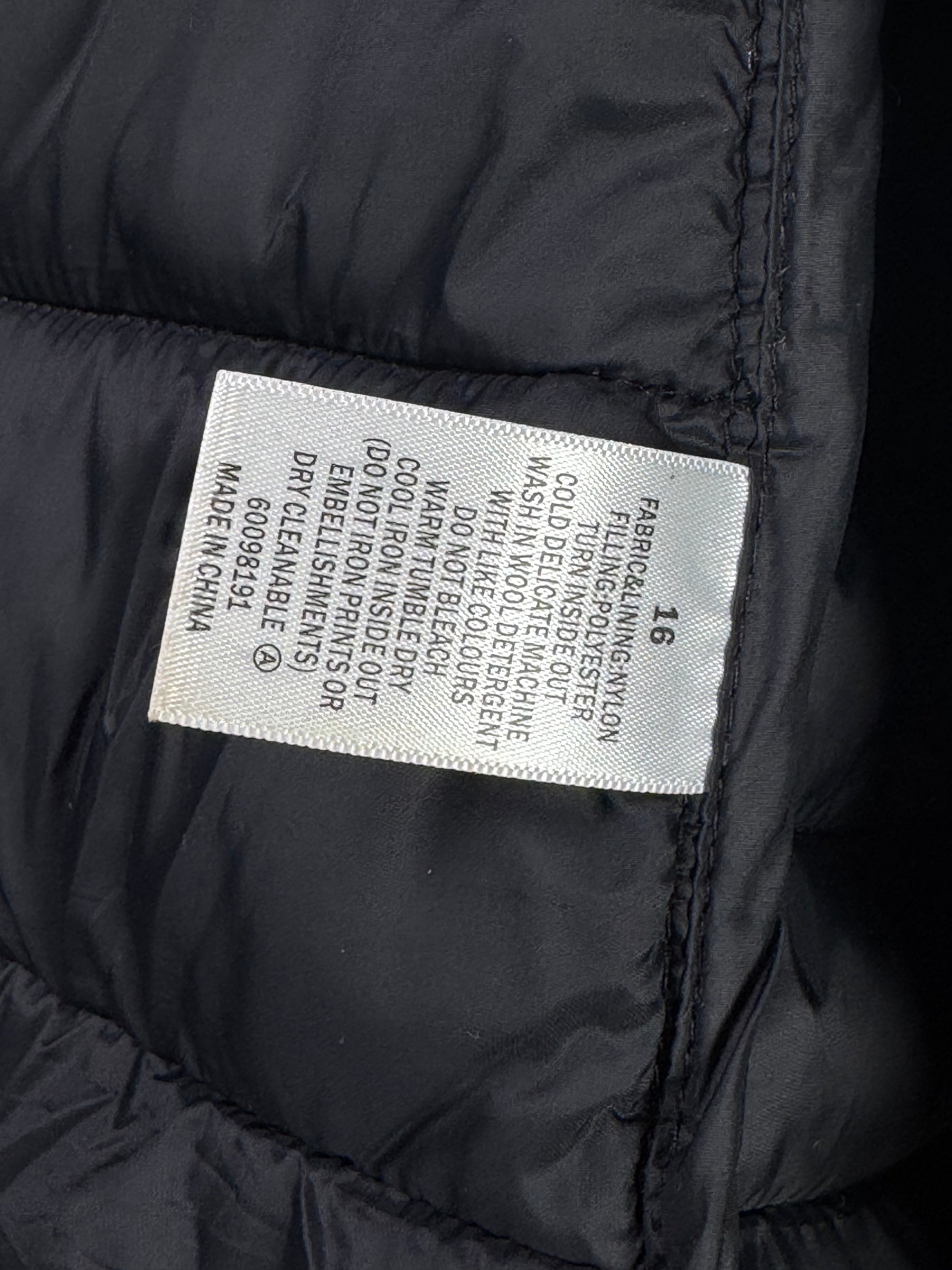 Target® Medium | Chest: 21.5" | Black | Sleeveless Puffer Jacket | Filling: Polyester | 2177 - Genuine Maal