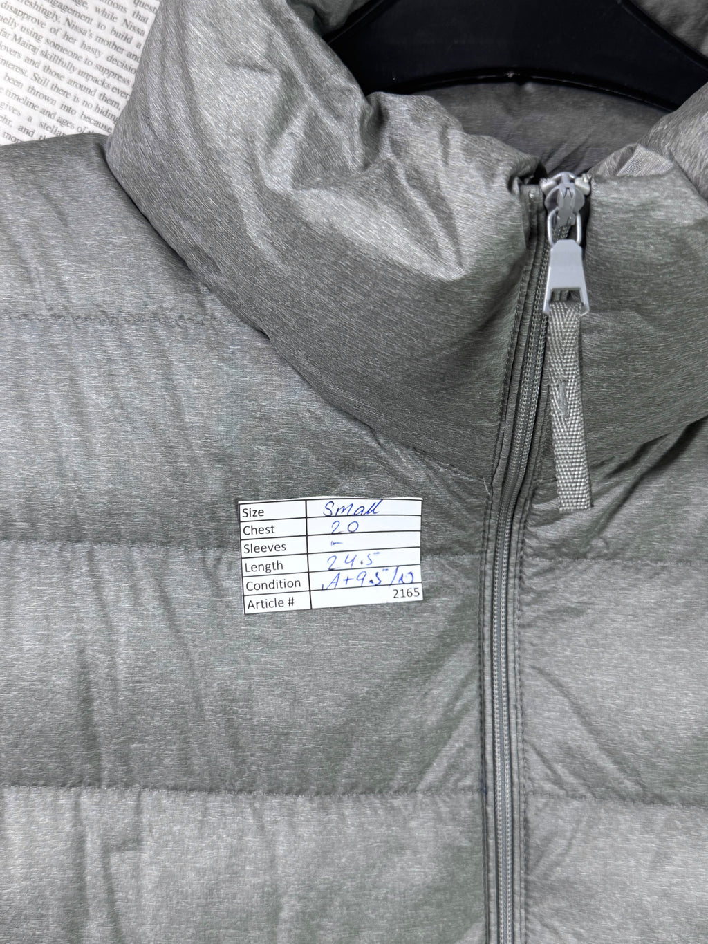 Uniqlo® Small | Chest: 20" | Silver Grey | Sleeveless Puffer Jacket | Filling: Down/Feather | 2165