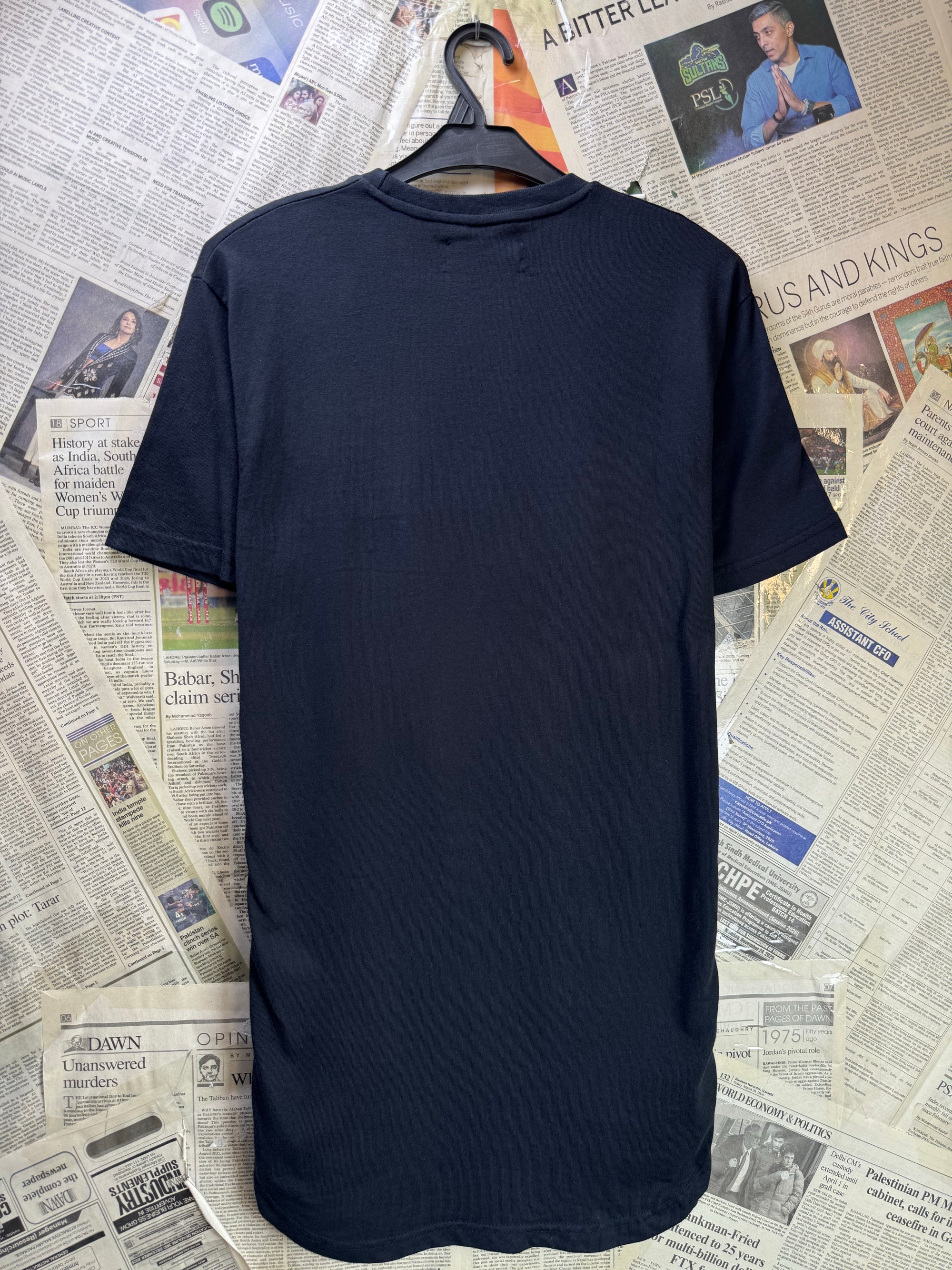 Vox Gente® Small | Chest: 19" | Black | T-Shirt | 3905 - Genuine Maal