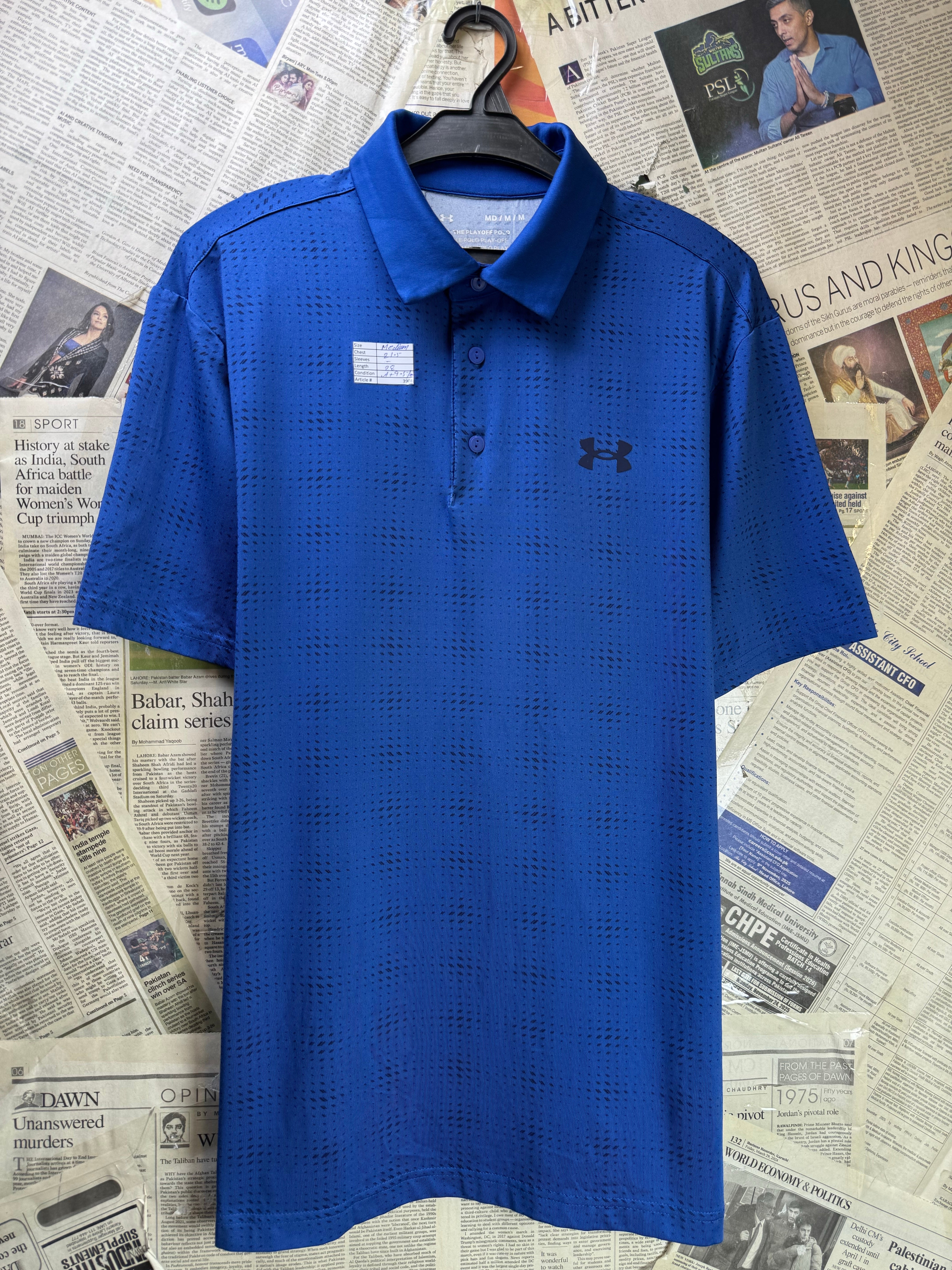 Under Armo*r® Medium | Chest: 21.5" | Blue with dots | Sports Polo | Poly | 3908 - Genuine Maal