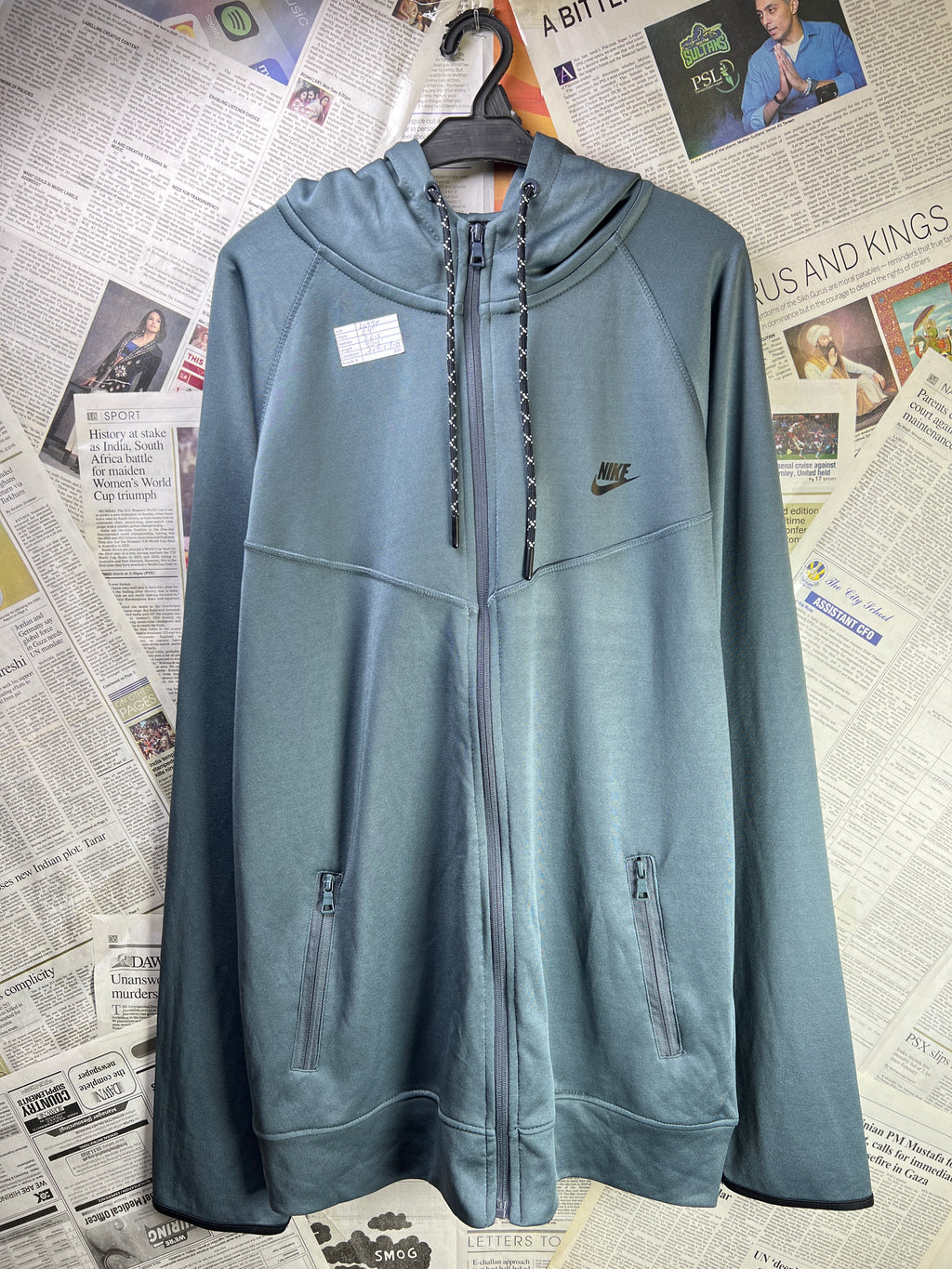 N*ke® Large | Chest: 24" | Casper | Jacket Hoodie | 2090 - Genuine Maal