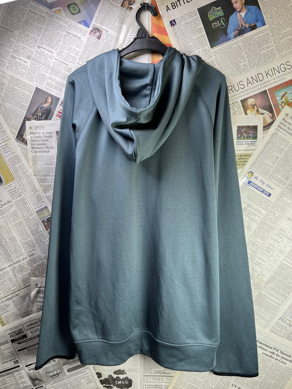 N*ke® Large | Chest: 24" | Casper | Jacket Hoodie | 2090 - Genuine Maal