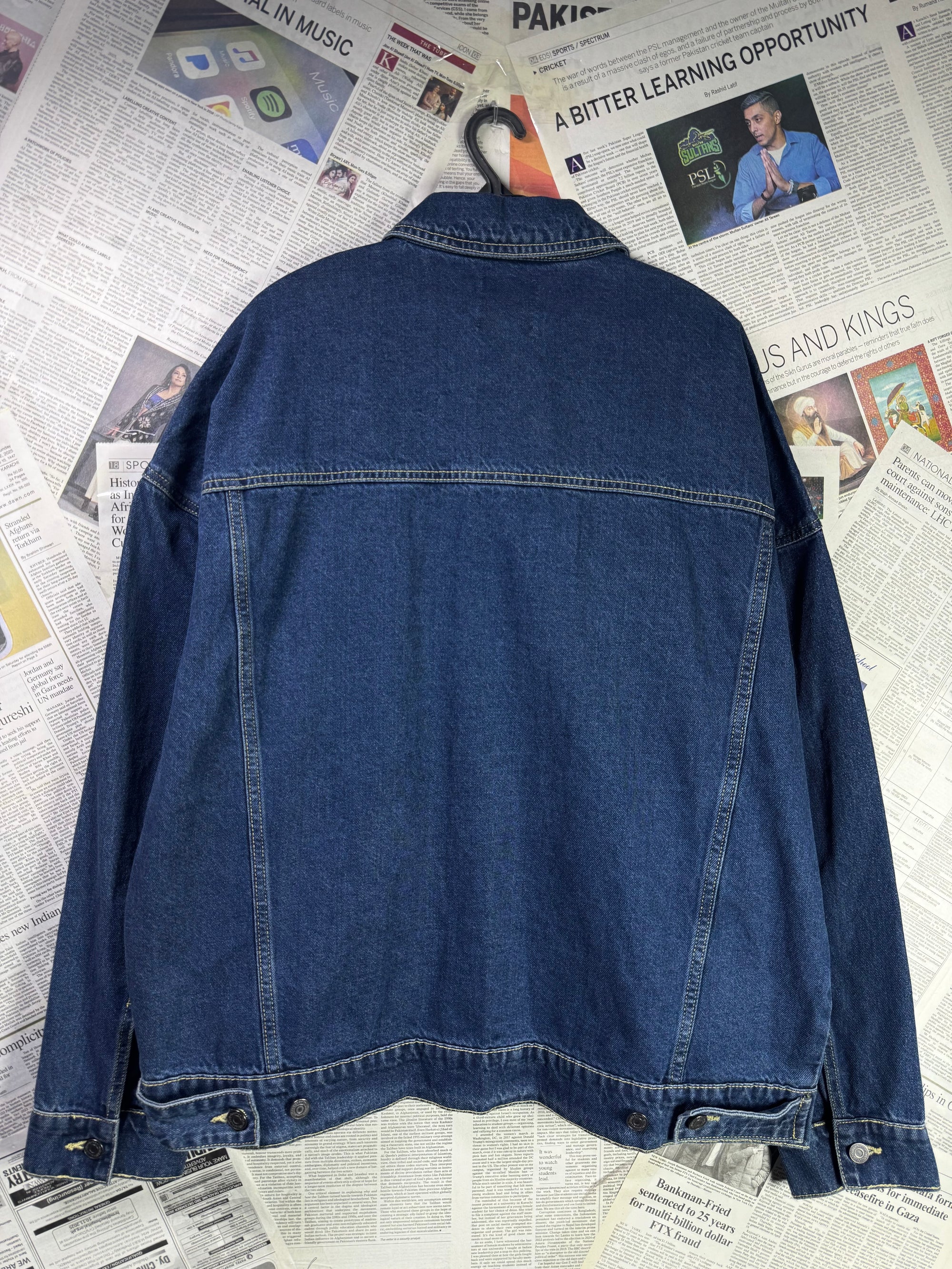 MAN® Medium | Chest: 26.5" oversize | Blue | Denim Jacket | 2179 - Genuine Maal
