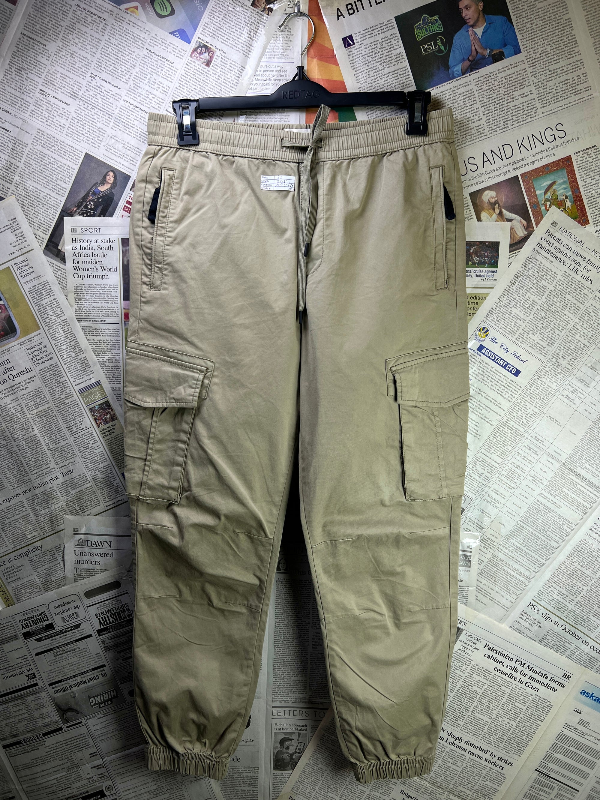 River Island® Waist: 32" | Light Brown | Cargo Trouser | 2335 - Genuine Maal