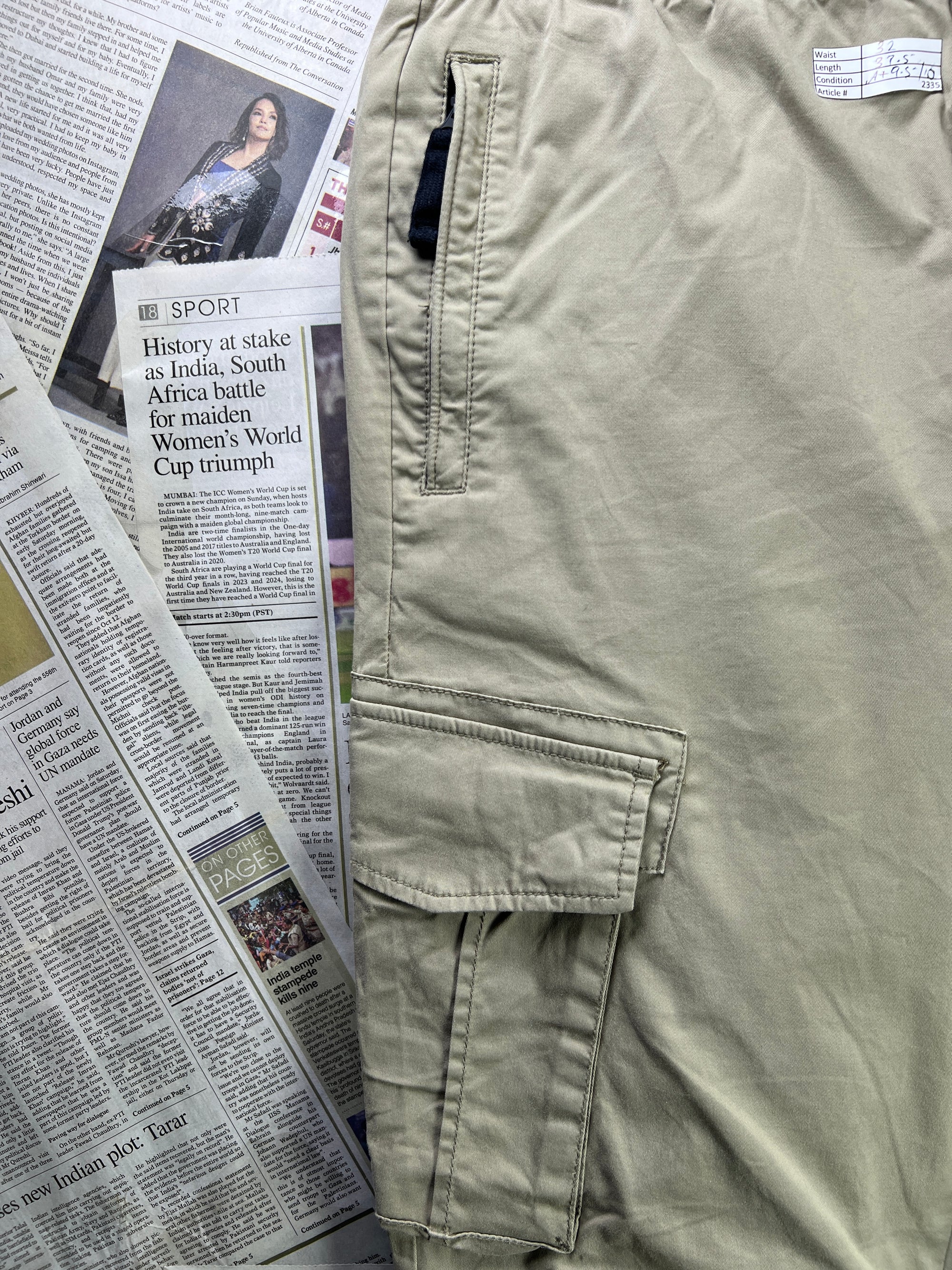 River Island® Waist: 32" | Light Brown | Cargo Trouser | 2335 - Genuine Maal