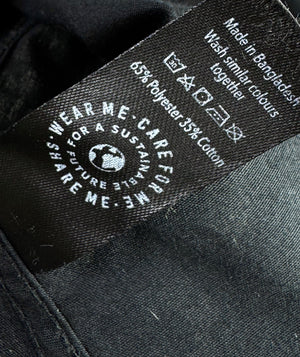 George® Medium | Chest: 21.5" | Black | Collar 15" Shirt | Poly - Cotton | 3882 - Genuine Maal