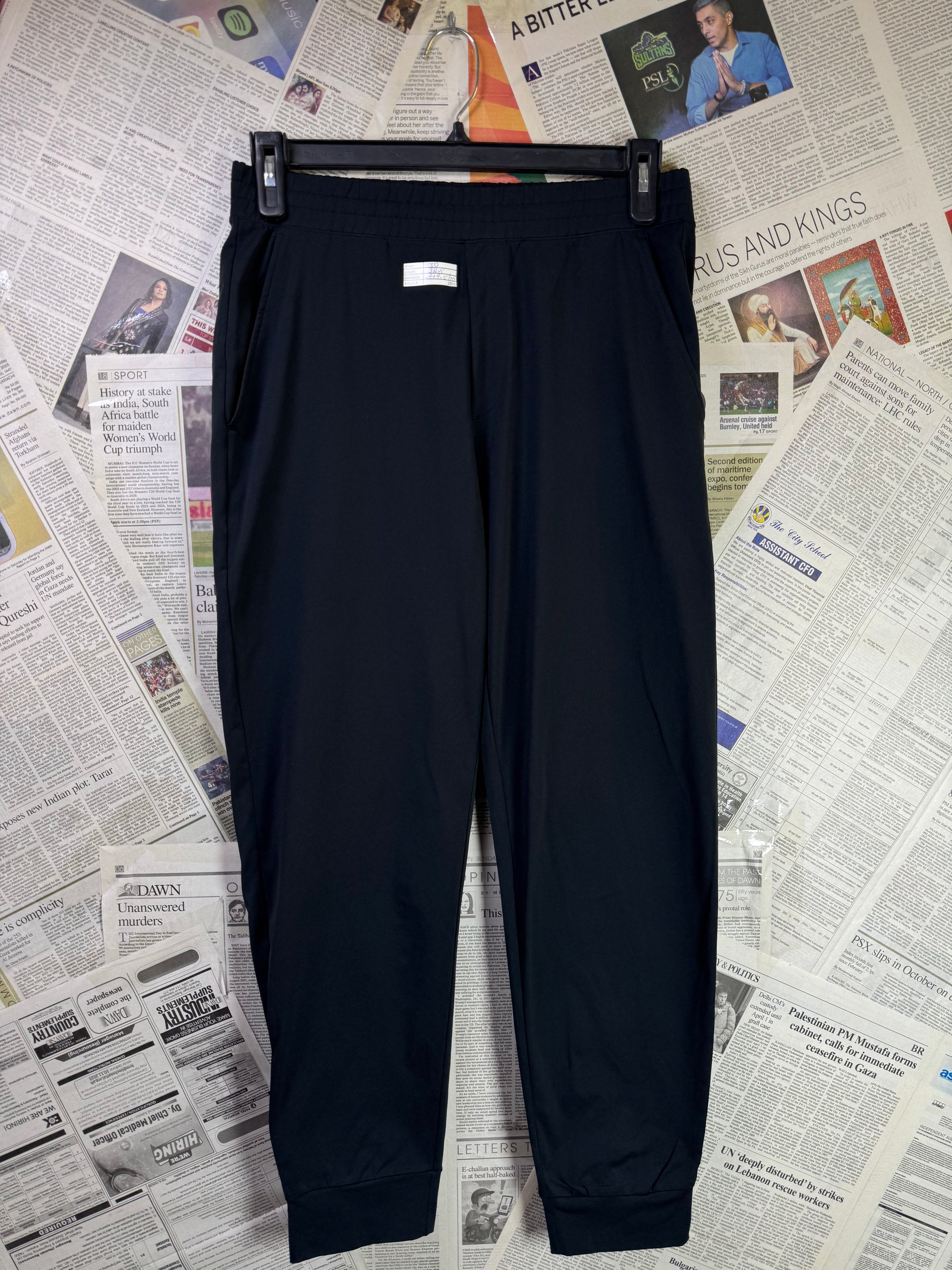 Uniqlo® Waist: 30" | Black | Trouser | Stretch Lining | 2931 - Genuine Maal