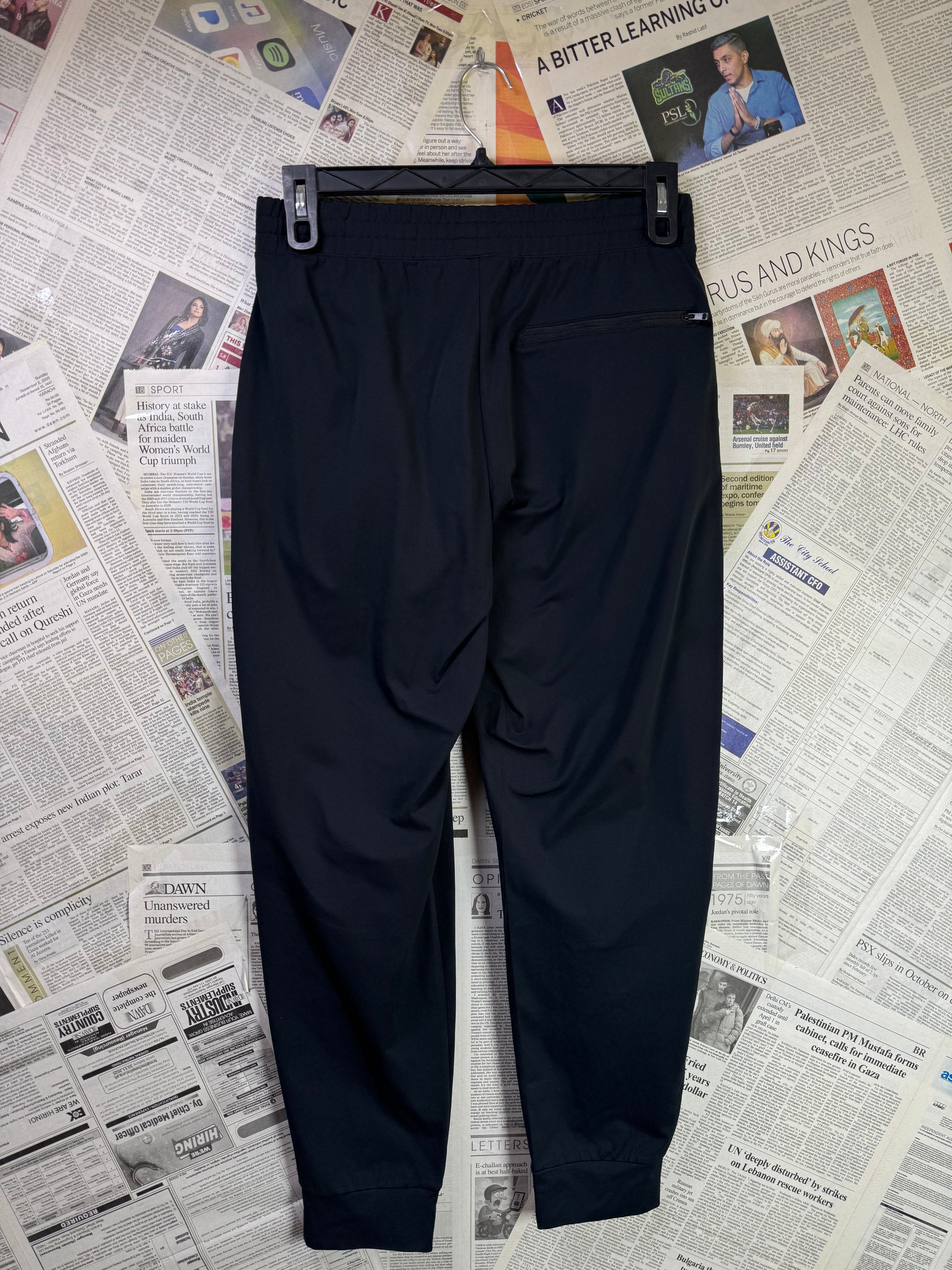 Uniqlo® Waist: 30" | Black | Trouser | Stretch Lining | 2931 - Genuine Maal