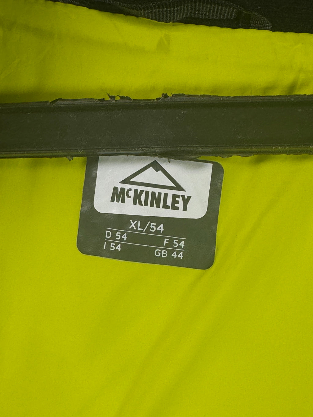 McKinley® Large | Chest: 23" | Bright Green | Sleeveless Puffer Jacket | Filling: Poly | 1834 - Genuine Maal