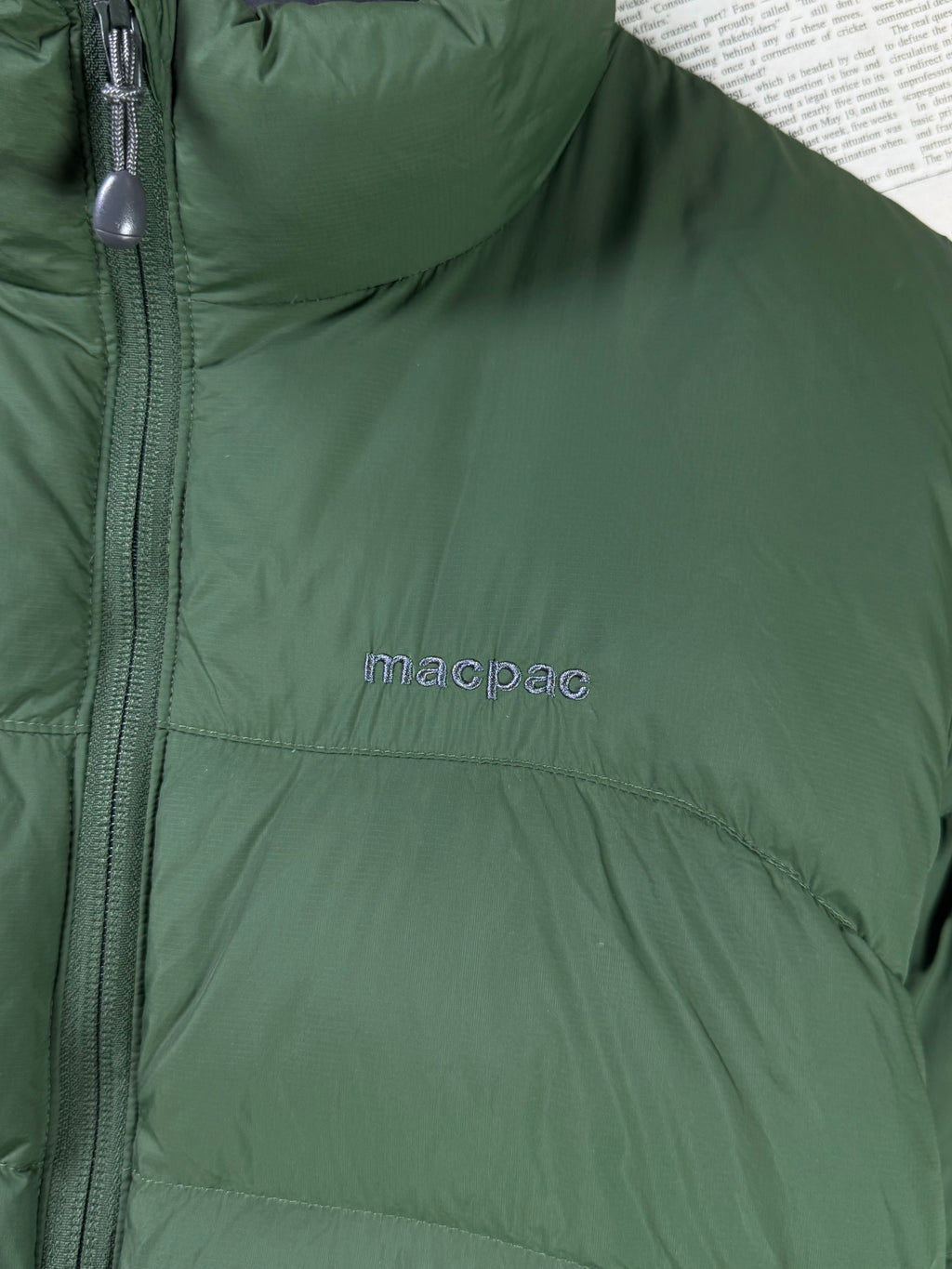 Macpac® Large | Chest: 24" | Forest Green | Puffer Jacket | Filling: Down/Feather | 1833 - Genuine Maal