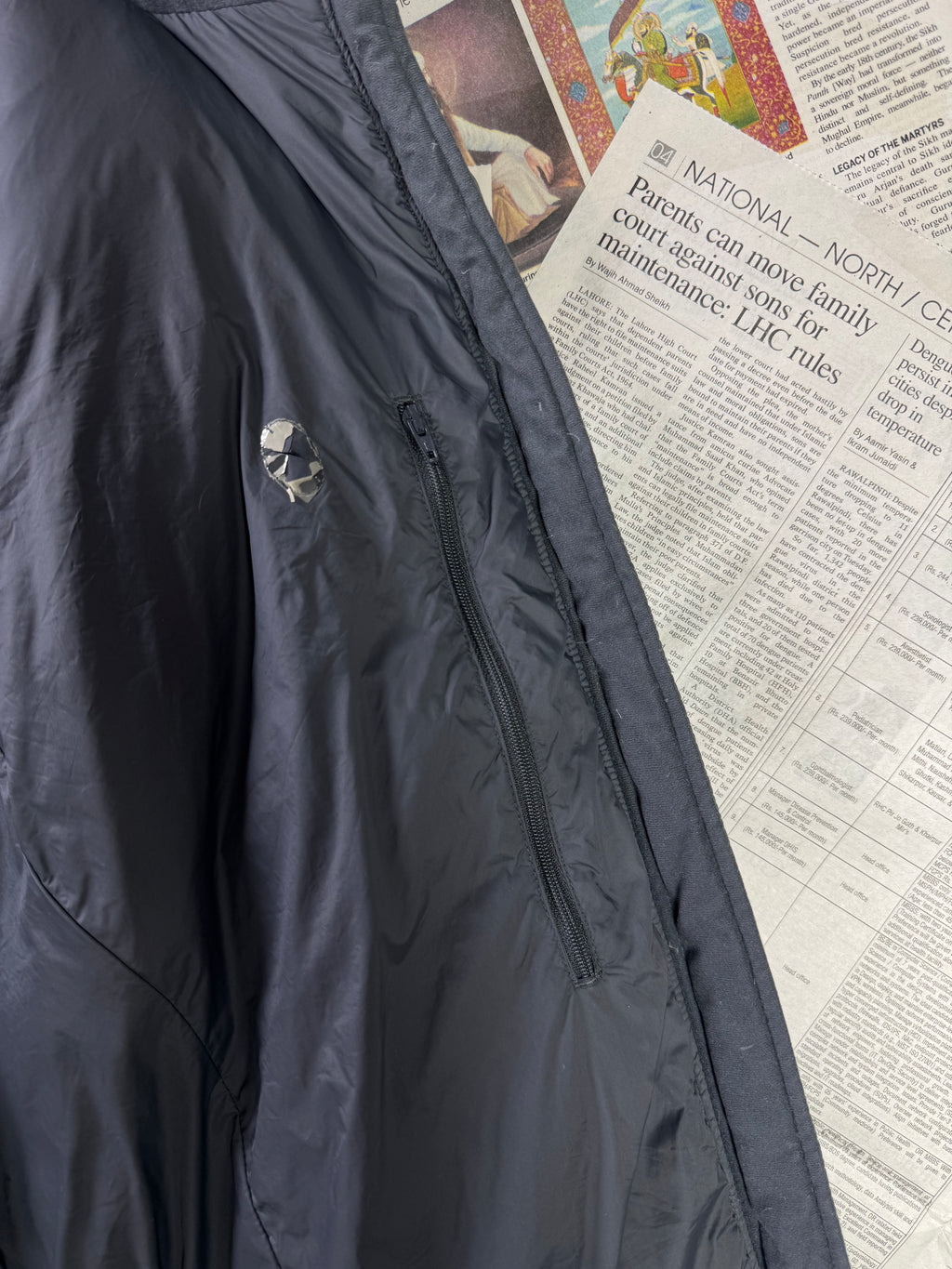 Macpac® Large | Chest: 24" | Forest Green | Puffer Jacket | Filling: Down/Feather | 1833 - Genuine Maal