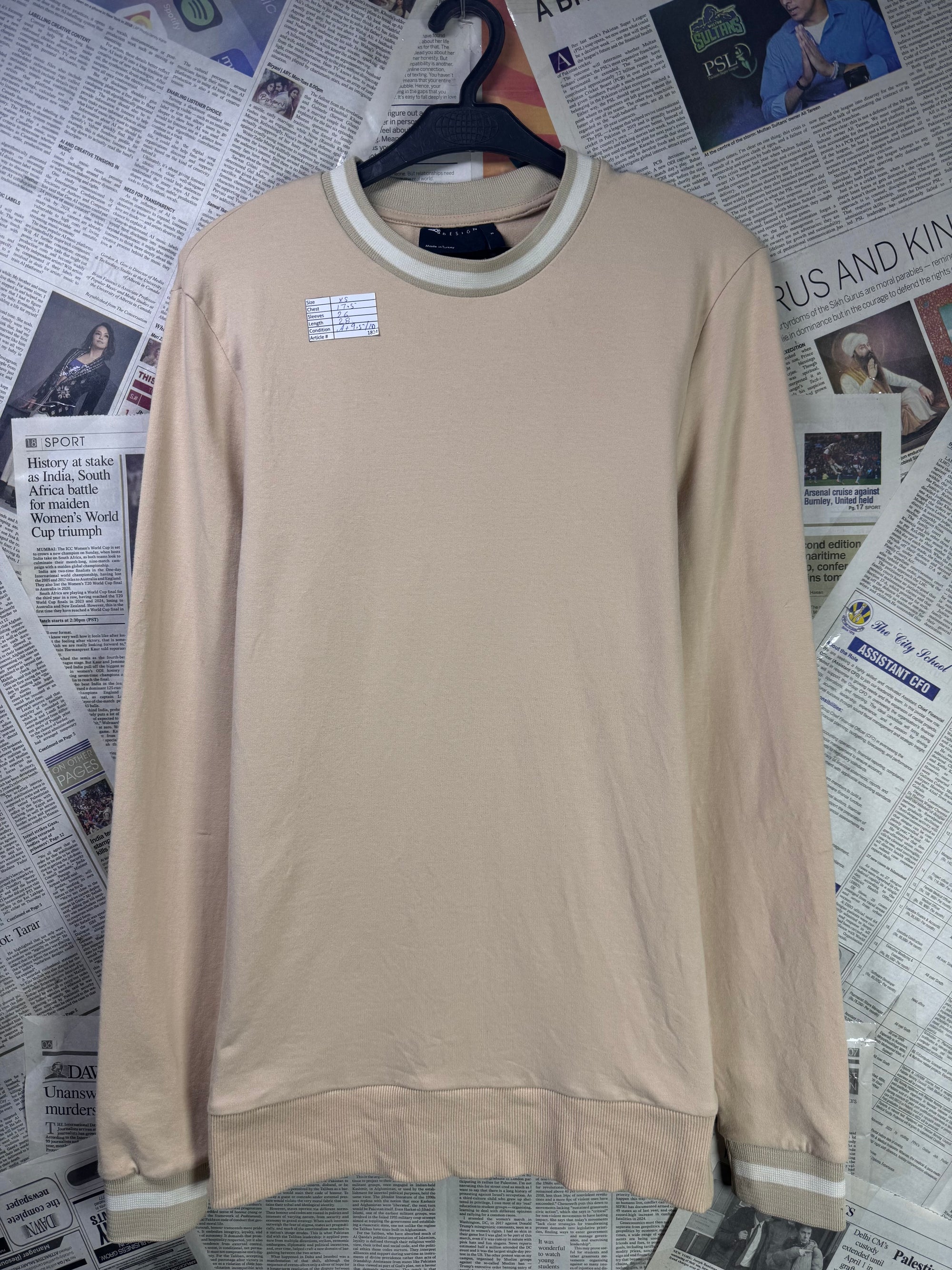 Asos® XS | Chest: 17.5" | Pastel Beige | Sweat Shirt | Lining: Stretch | 1824 - Genuine Maal