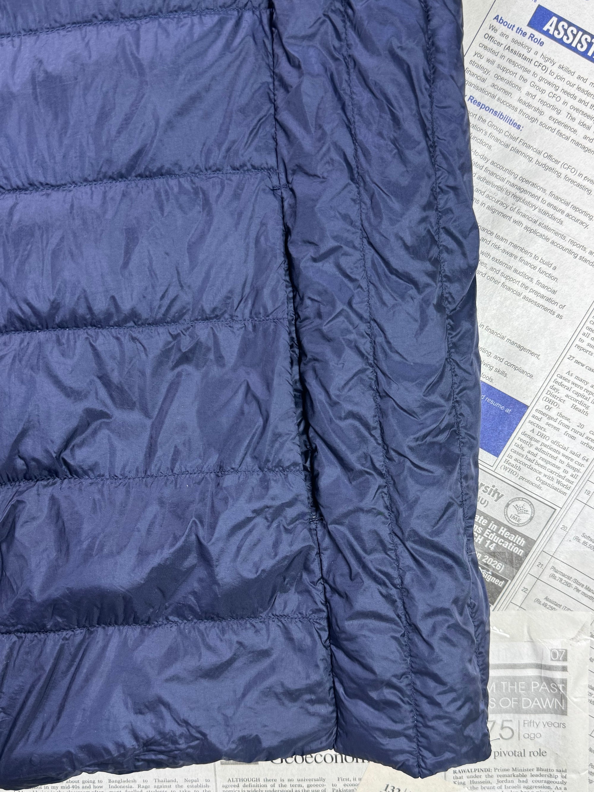 Uniqlo® Small | Chest: 20" | Navy | Sleeveless Puffer Jacket | Filling: Down/Feather | 1821 - Genuine Maal