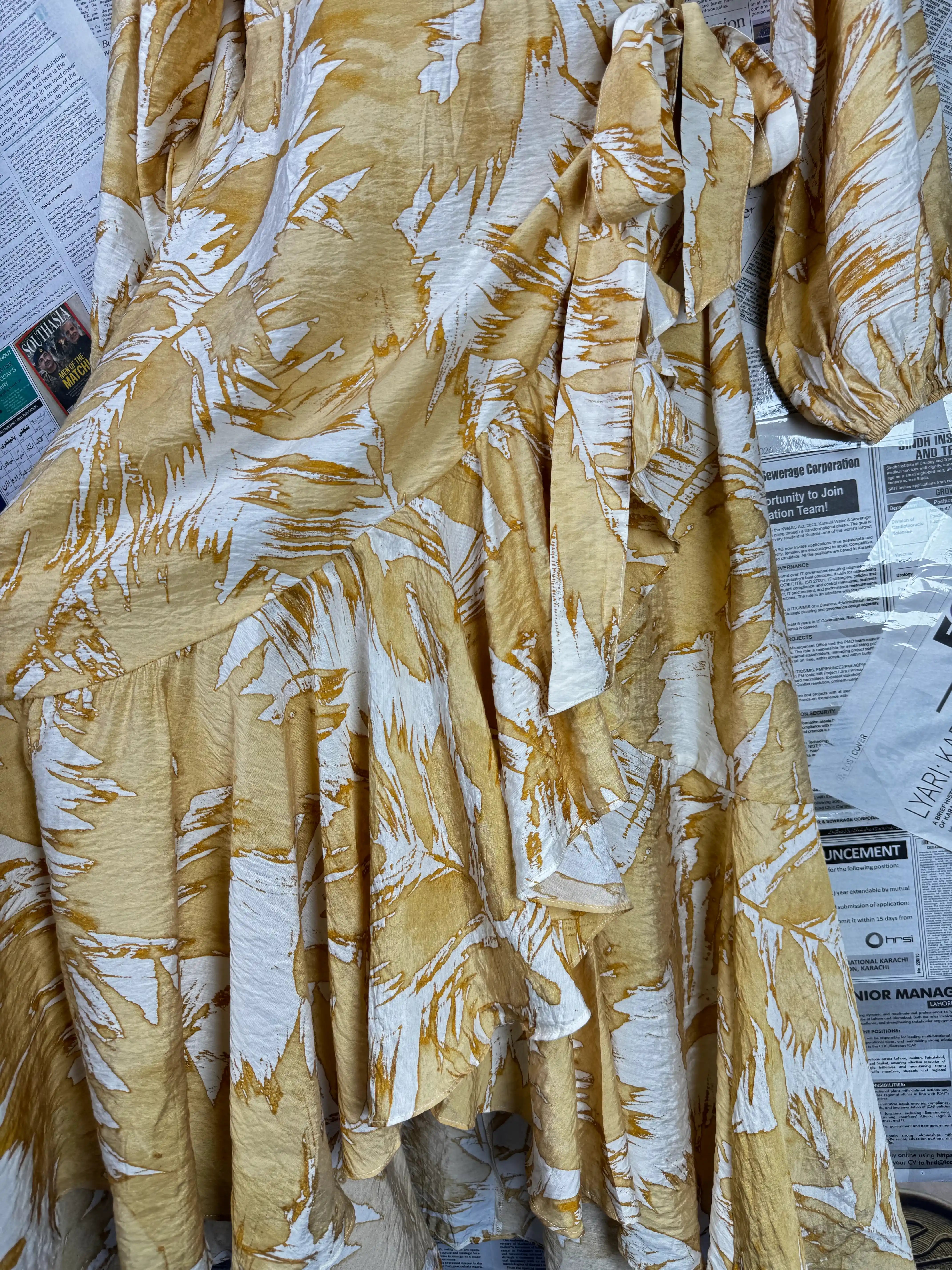 H&M® Medium | Bust: 19" | Brushstroke Print | Maxi Dress | B9 - 5065 - Genuine Maal
