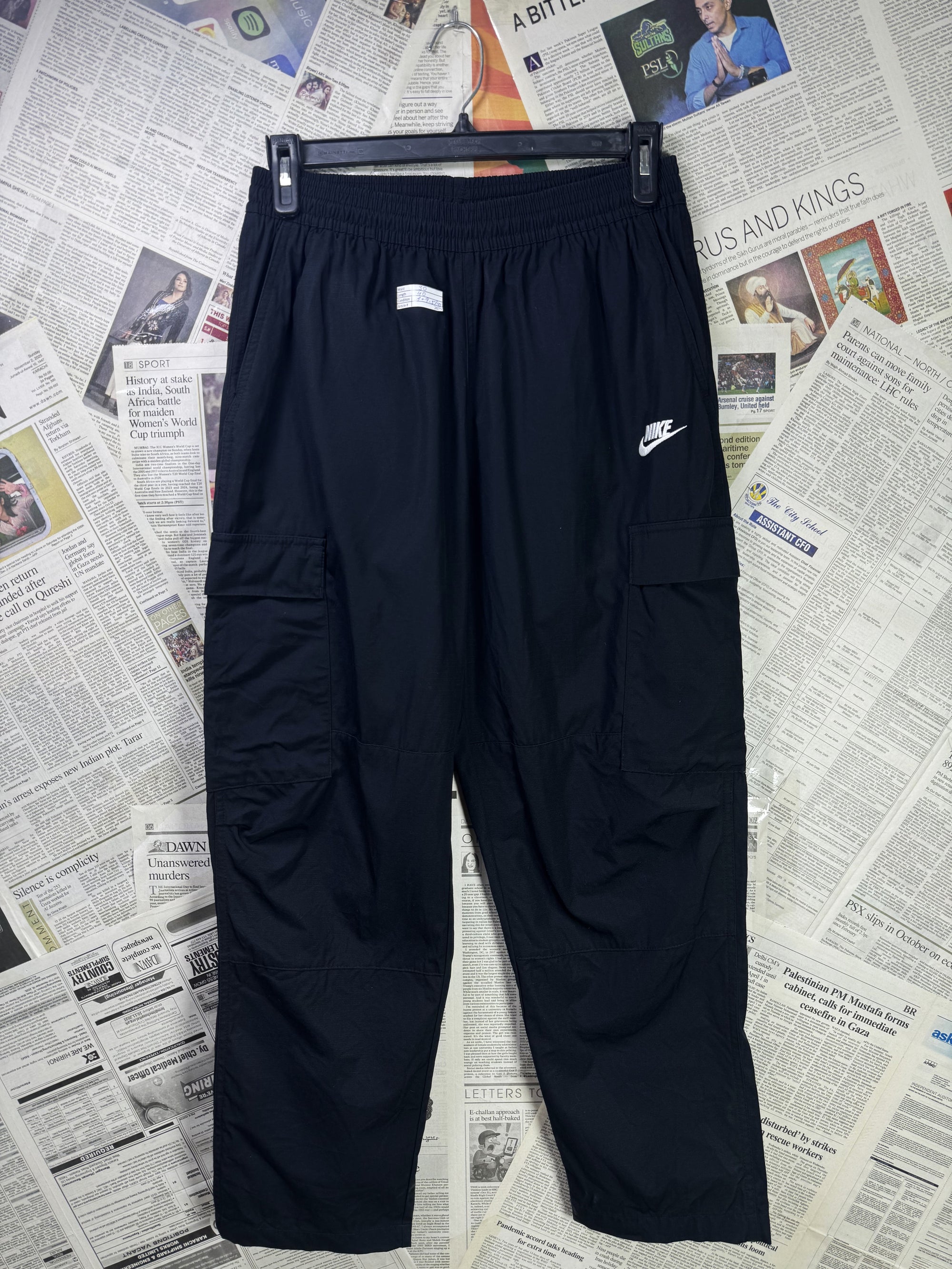 N*ke® Waist: 30" | Black | Cargo Trouser | Inner: Stretch | 2675 - Genuine Maal