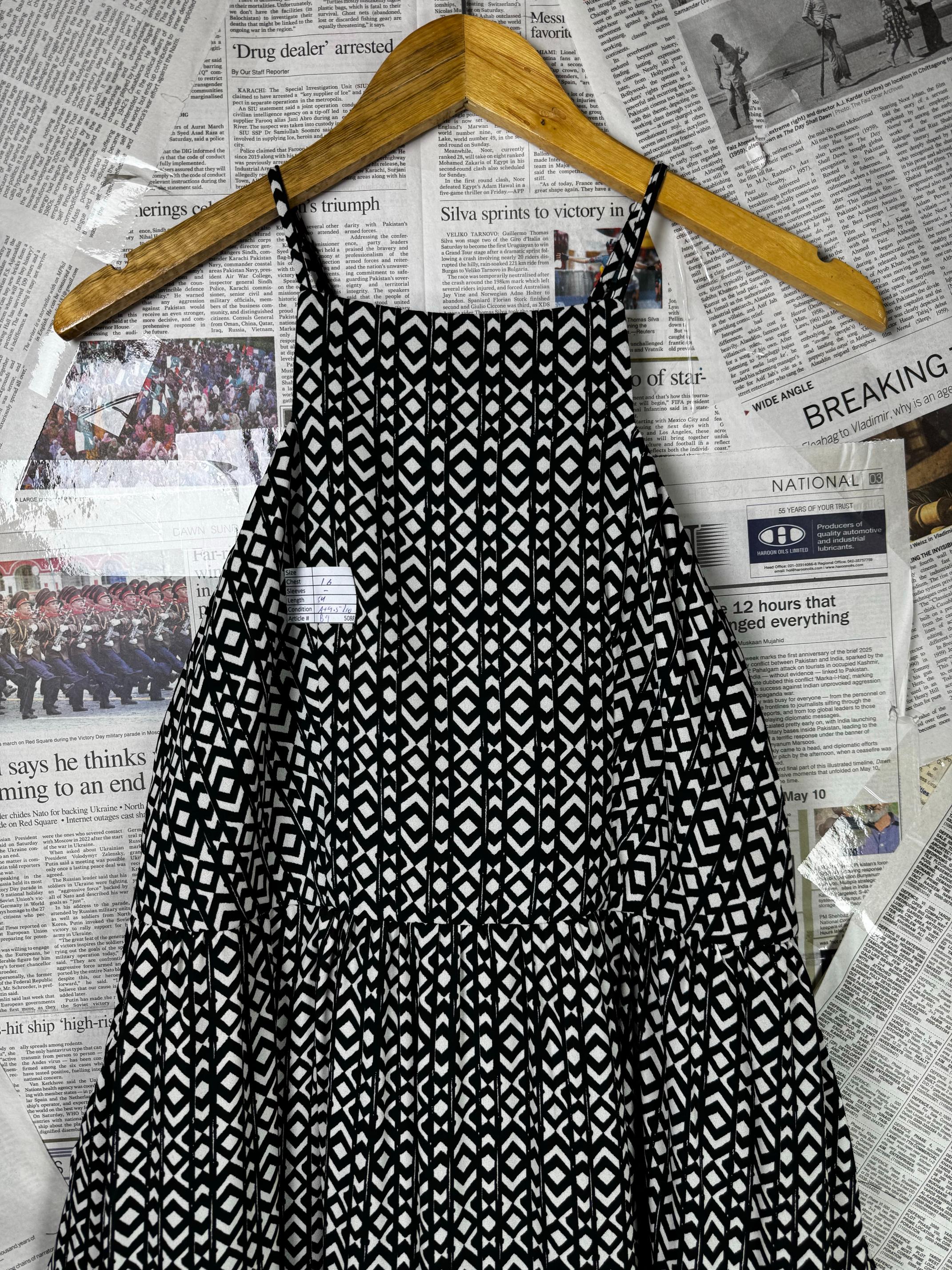 Next® XS | Bust: 16" | Geometric | Maxi Dress | B9 - 5088 - Genuine Maal