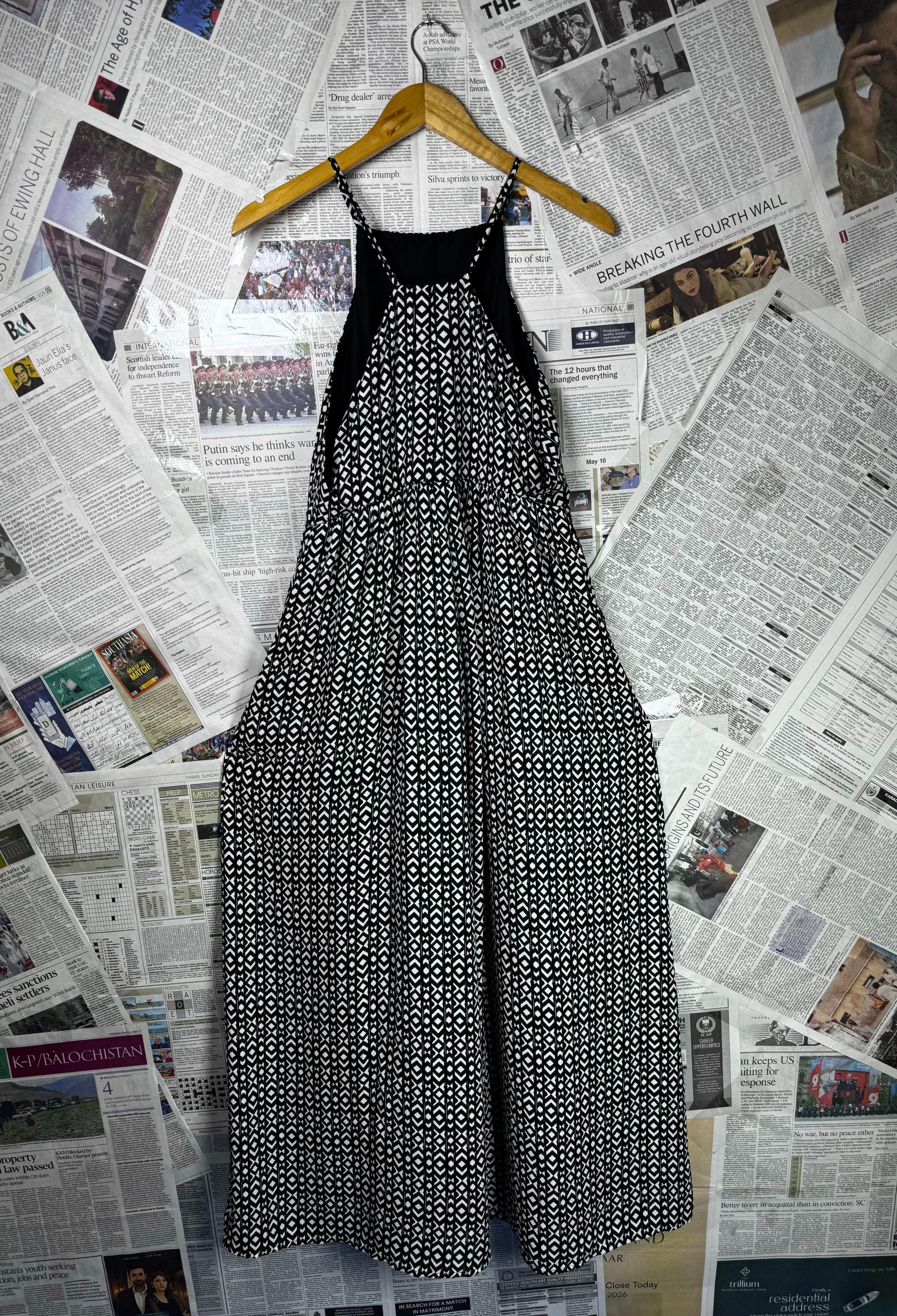 Next® XS | Bust: 16" | Geometric | Maxi Dress | B9 - 5088 - Genuine Maal