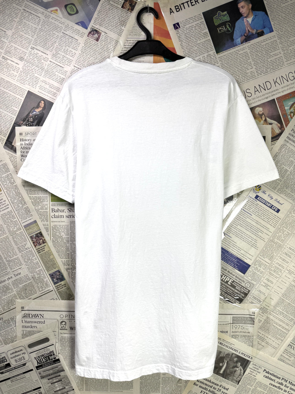 Balmain Paris® Small | Chest: 20" | White | T-Shirt | Authentication QR Code | 1813 - Genuine Maal