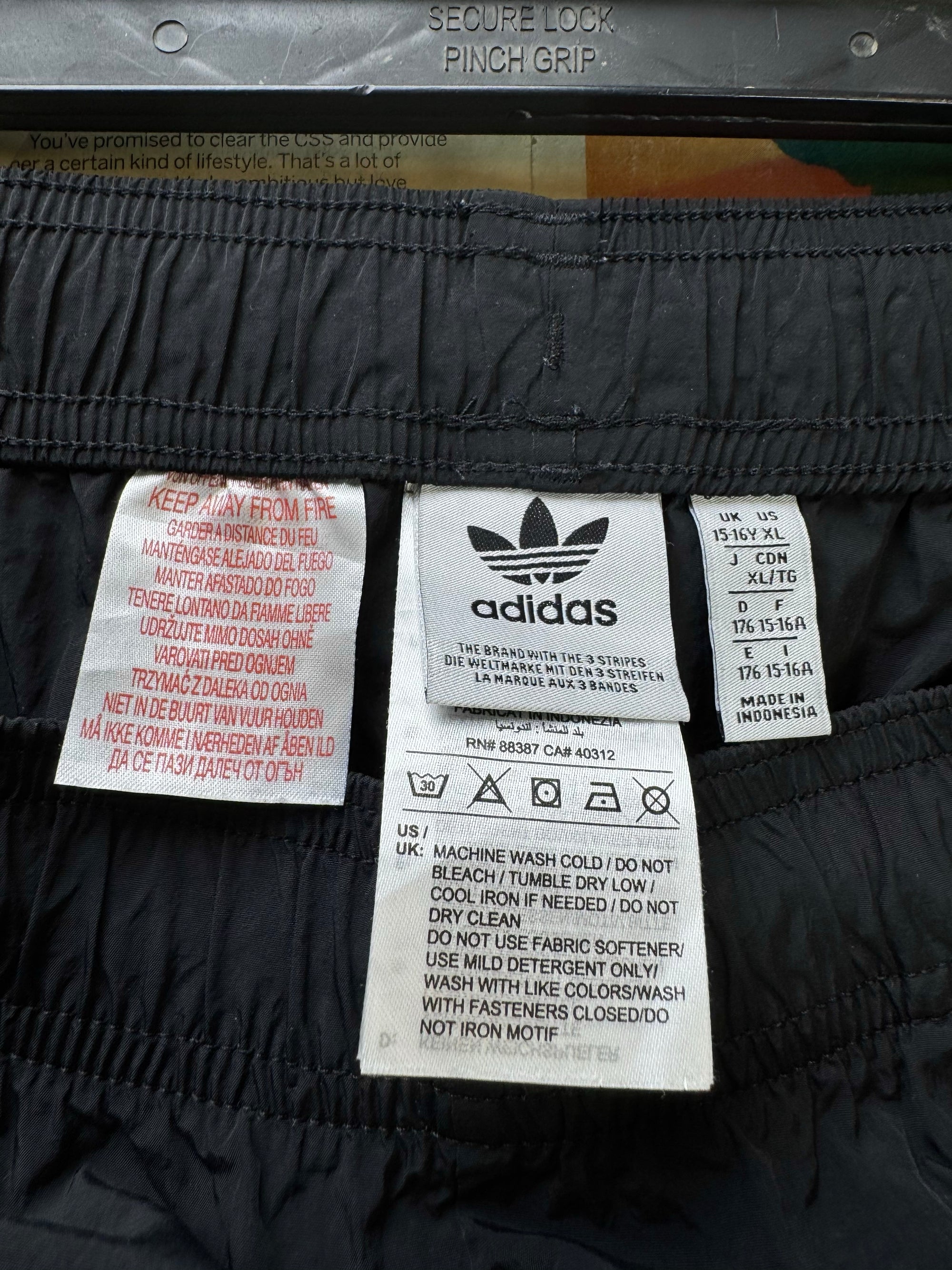 Adid*s® Waist: 30" to 32" | Black | Sports Shorts | Polyamide | 1558 - Genuine Maal