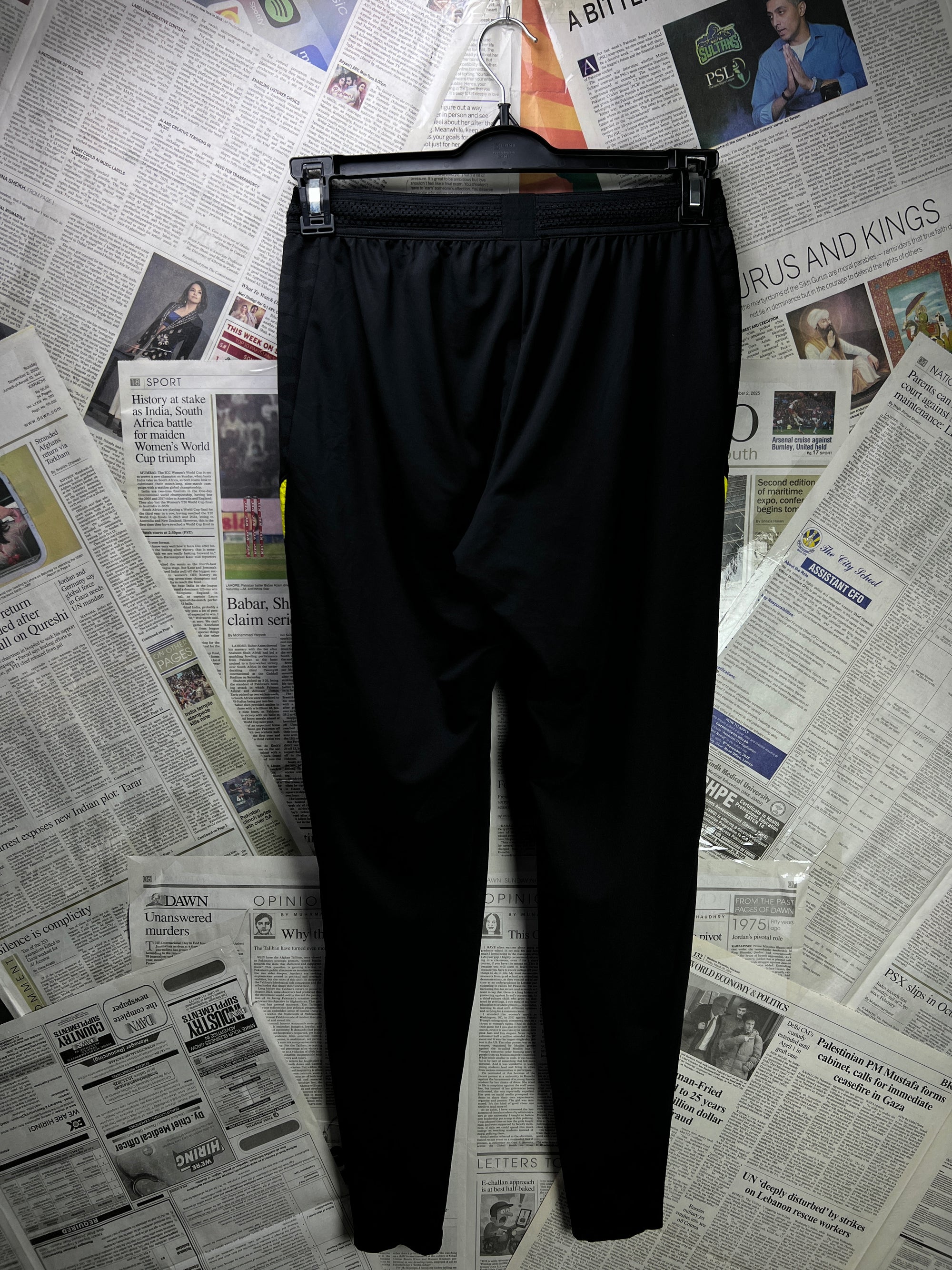 N*ke® Waist: 26" to 28" | Black | Chelsea Trouser | 2643 - Genuine Maal