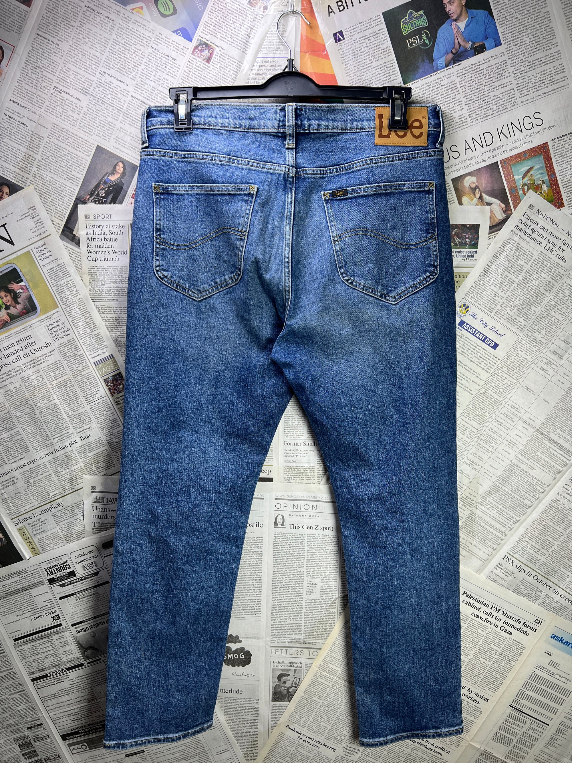 Lee® Waist: 34" | Blue | Denim Pant | 2617 - Genuine Maal
