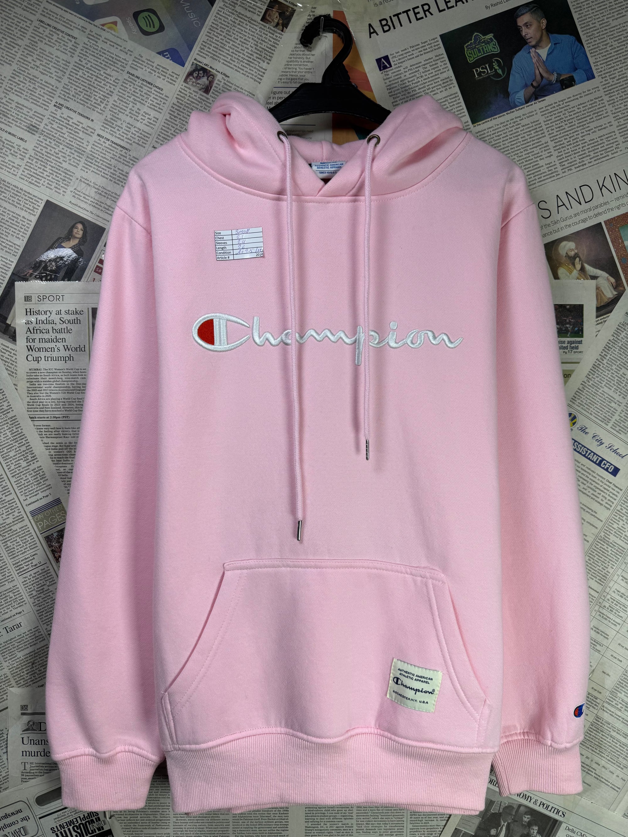 Champion® Small | Chest: 21" | Pink | Hoodie | 2014 - Genuine Maal