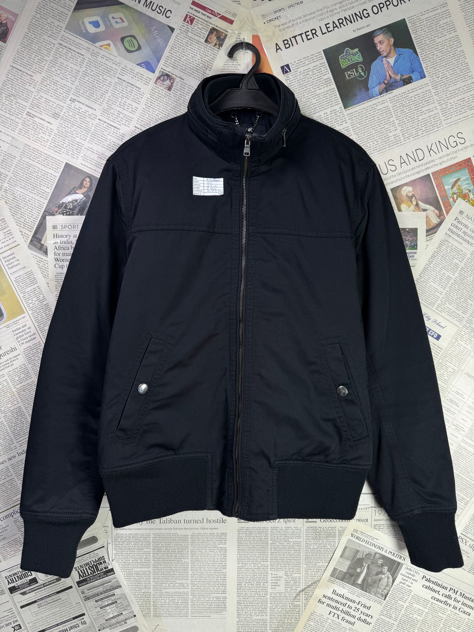 H&M® Medium | Chest: 22" | Black | Heavy Bomber Jacket | Inner: Quilted Padding | 2011 - Genuine Maal