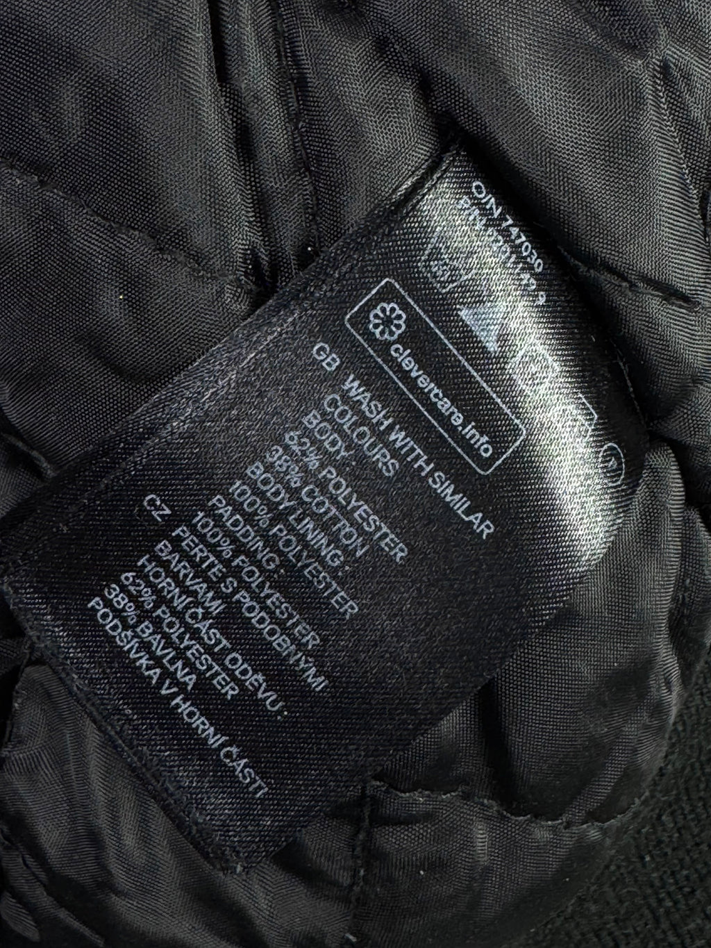 H&M® Medium | Chest: 22" | Black | Heavy Bomber Jacket | Inner: Quilted Padding | 2011 - Genuine Maal