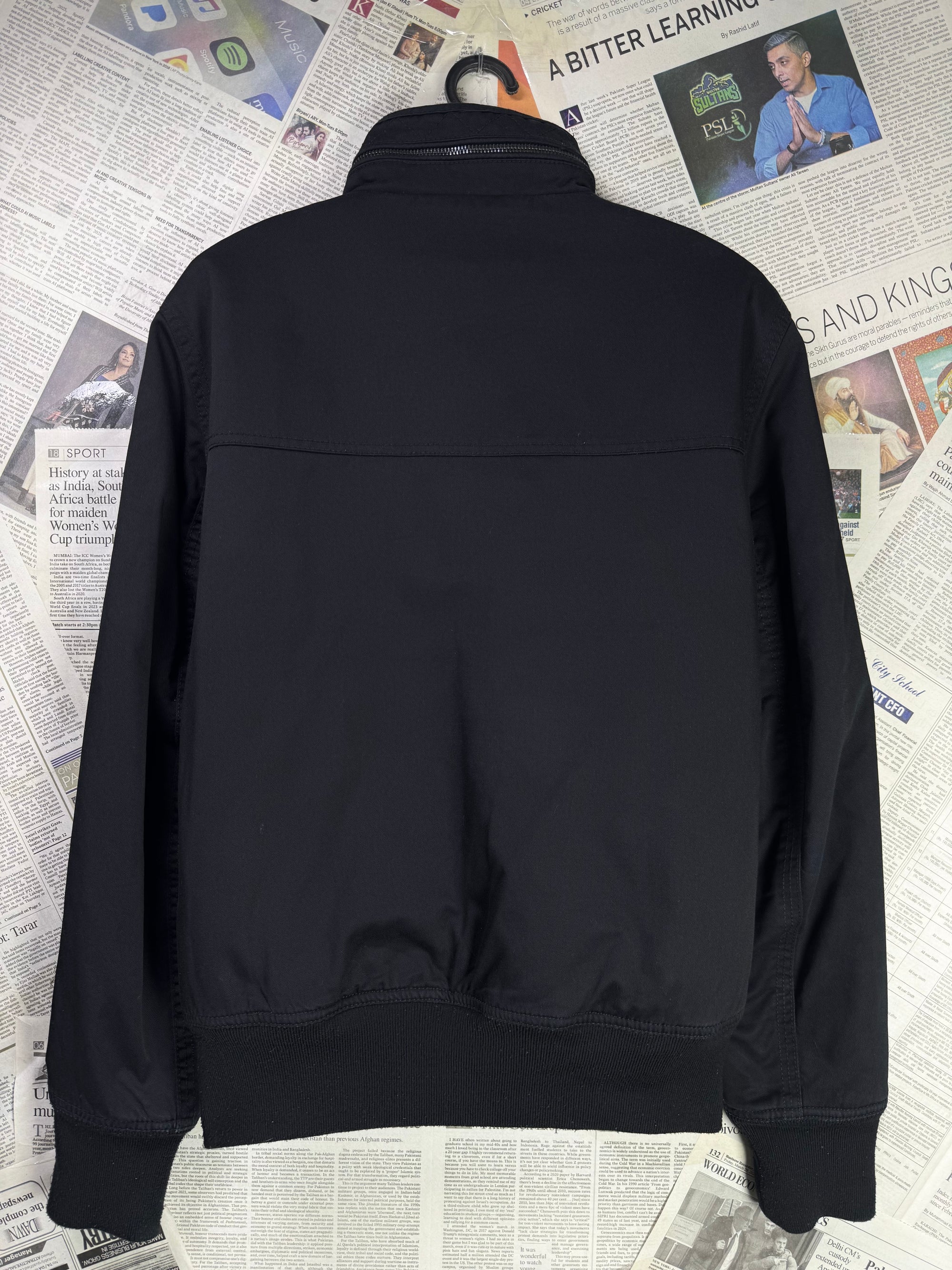 H&M® Medium | Chest: 22" | Black | Heavy Bomber Jacket | Inner: Quilted Padding | 2011 - Genuine Maal